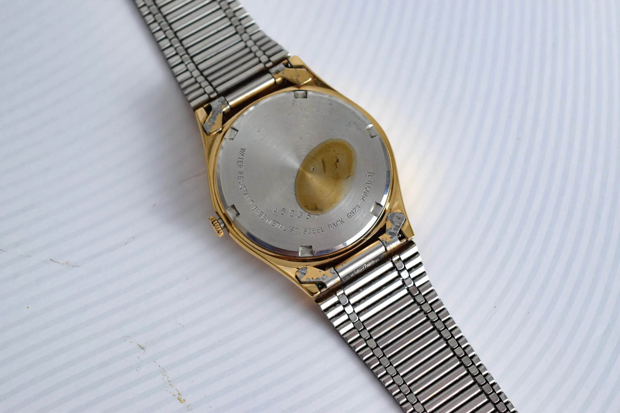 1984 Seiko SQ Gold Tone Day-Date - Image 11