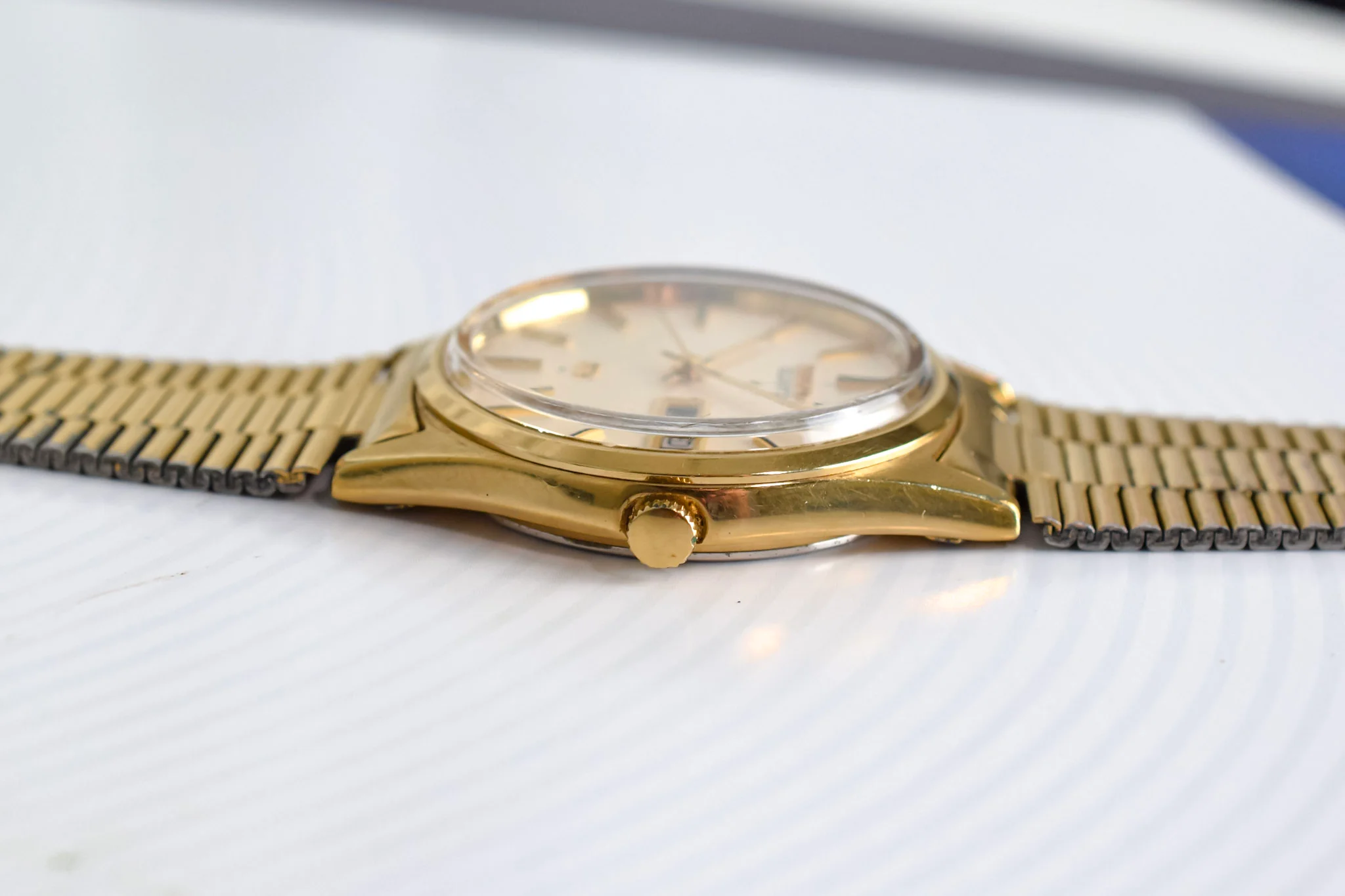 1984 Seiko SQ Gold Tone Day-Date - Image 4