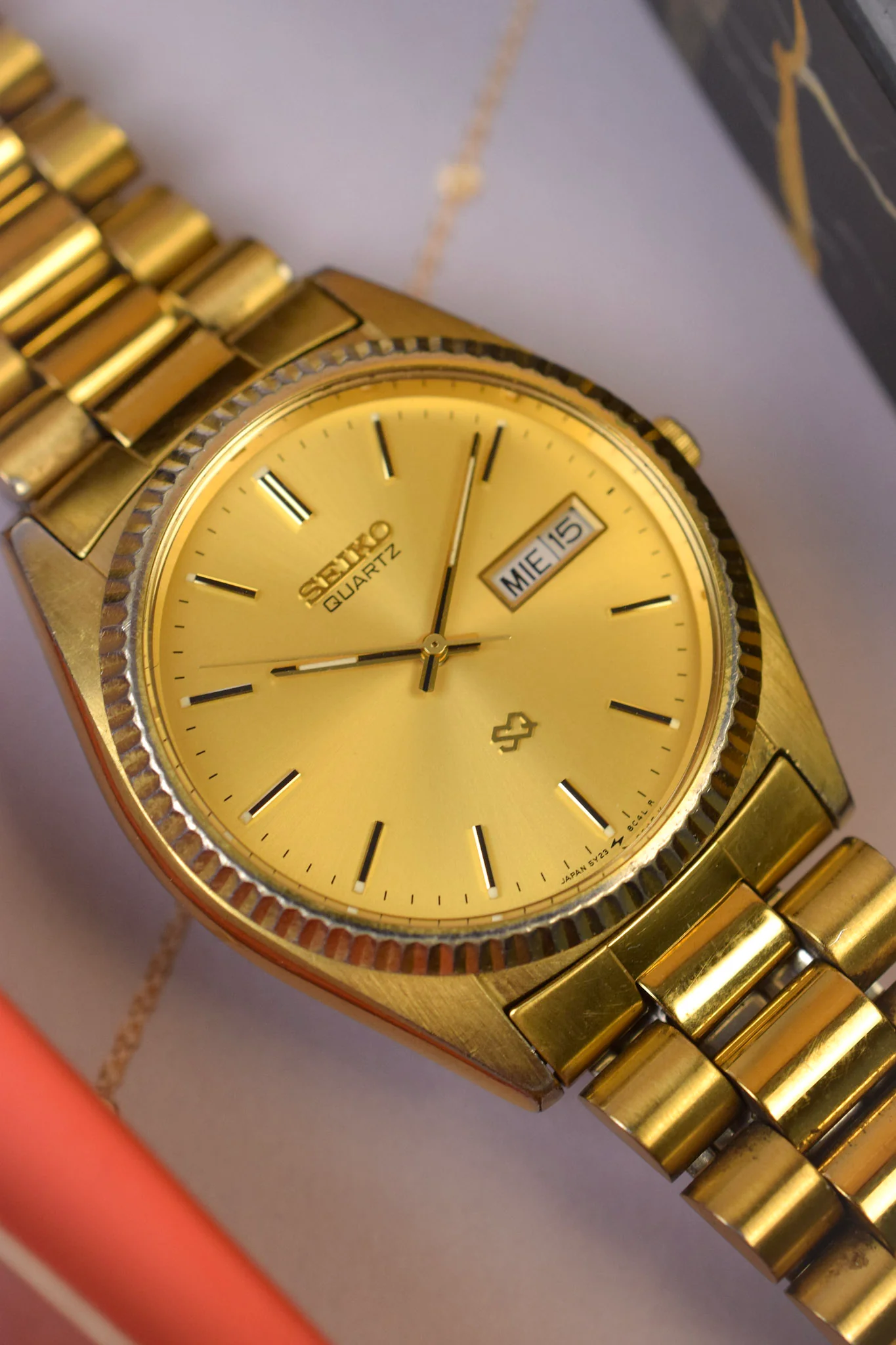1988 Seiko SQ Golden Prez - Image 3