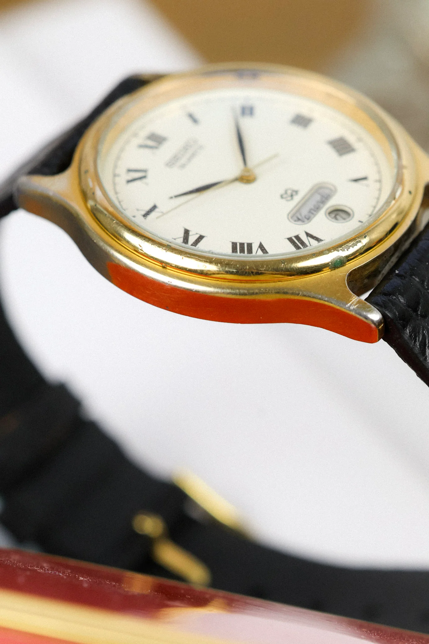 1988 Seiko SQ Roman Script Day-Date (Italian Days of the Week) - Image 11