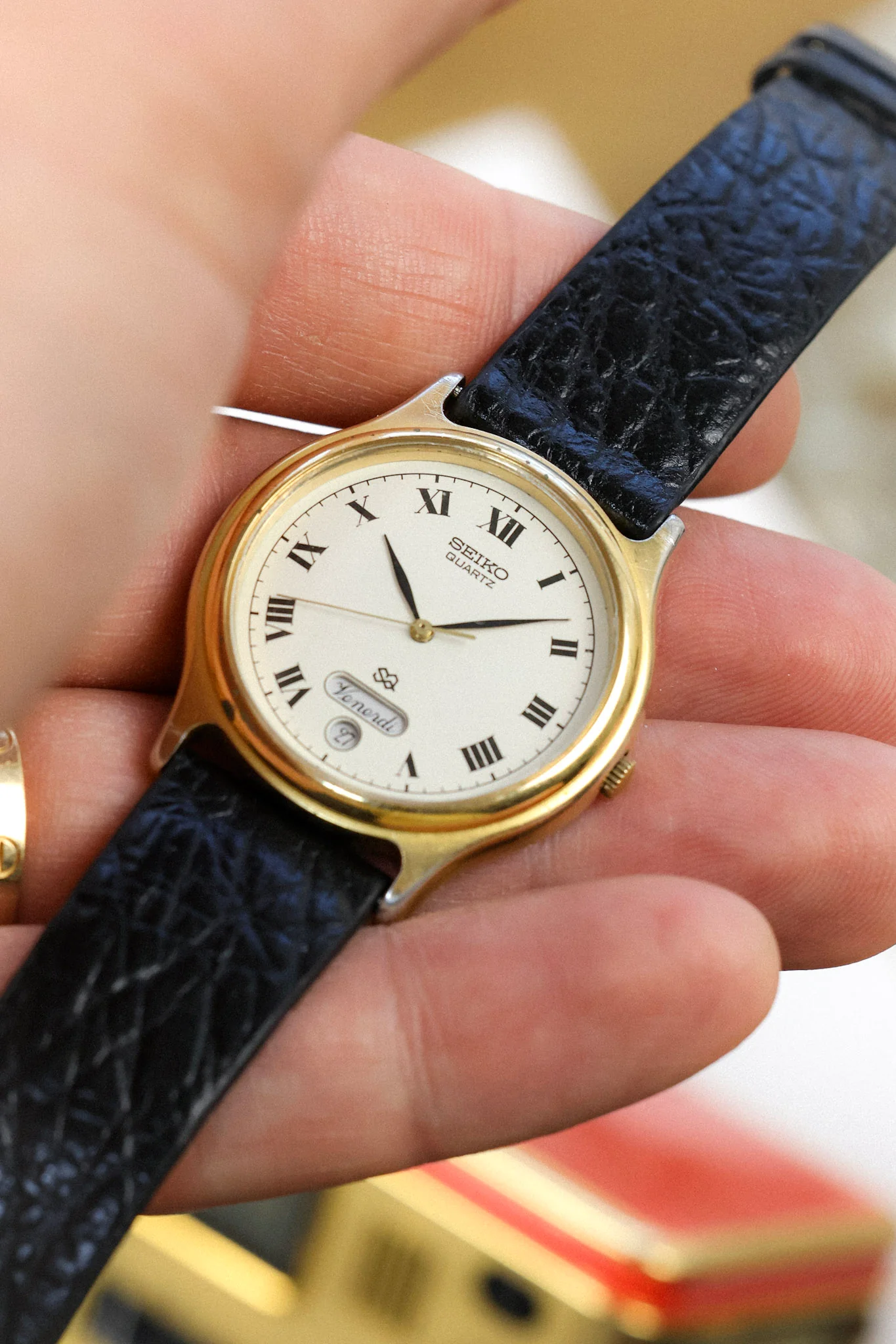1988 Seiko SQ Roman Script Day-Date (Italian Days of the Week) - Image 4
