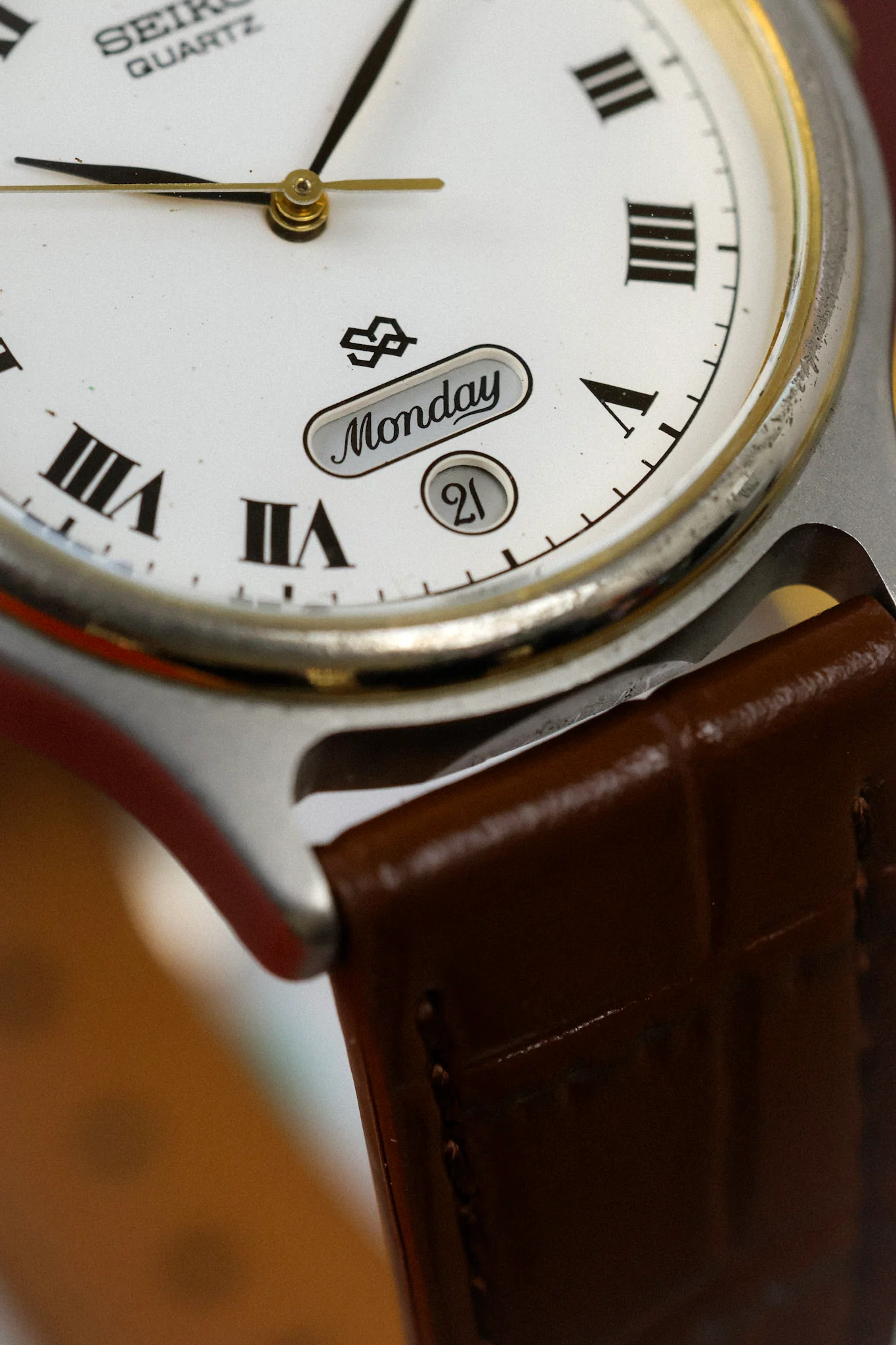 1988 Seiko SQ Two Toned Roman Script Day-Date (English Days of the Week) - Image 4