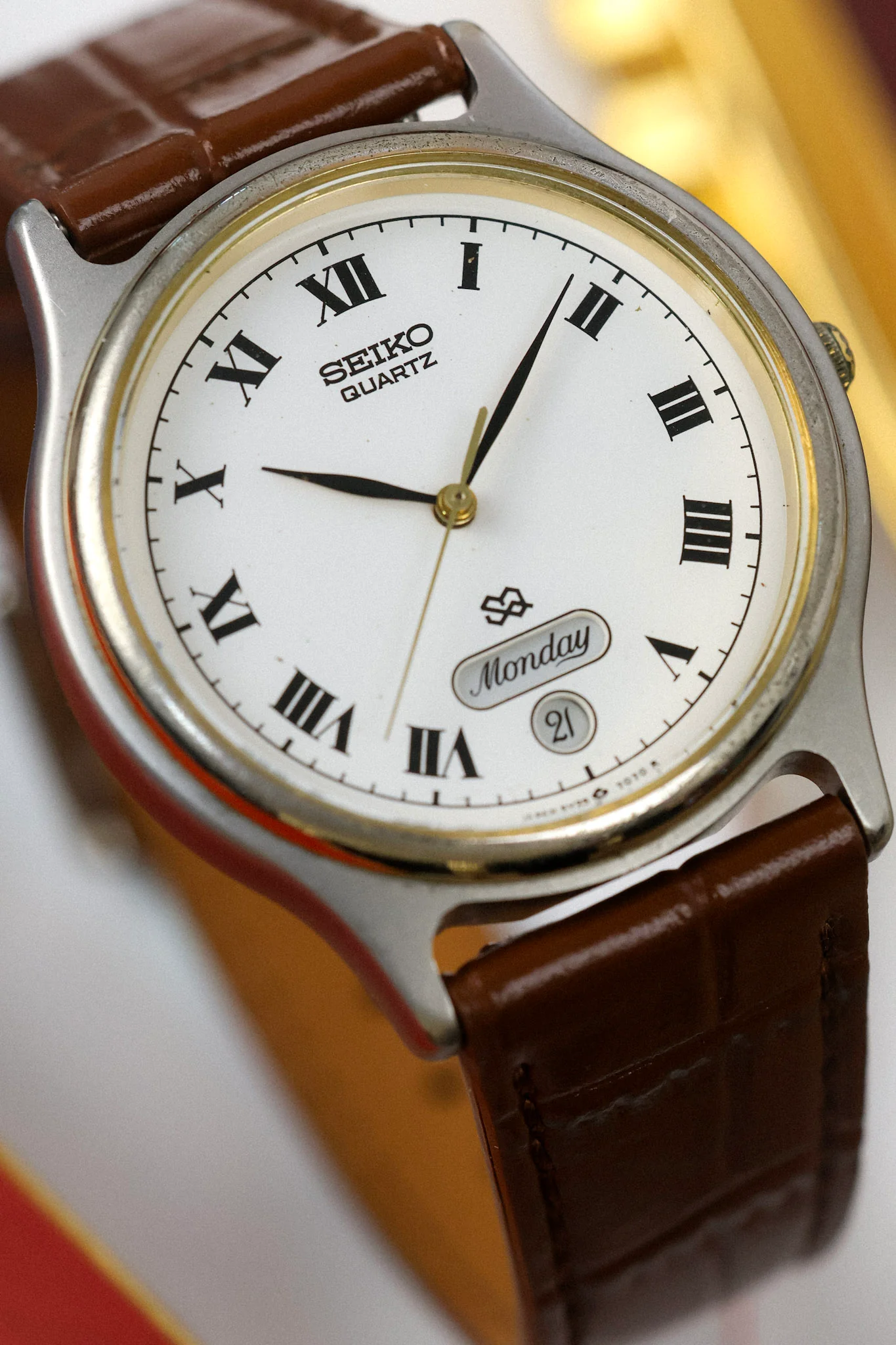 1988 Seiko SQ Two Toned Roman Script Day-Date (English Days of the Week) - Image 5