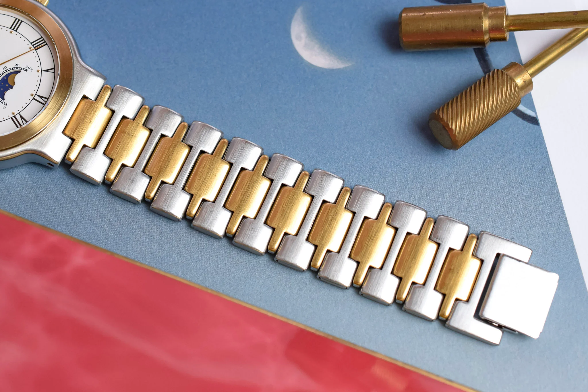 1988 Seiko Two Toned Roman Moonphase Calendar - Image 8