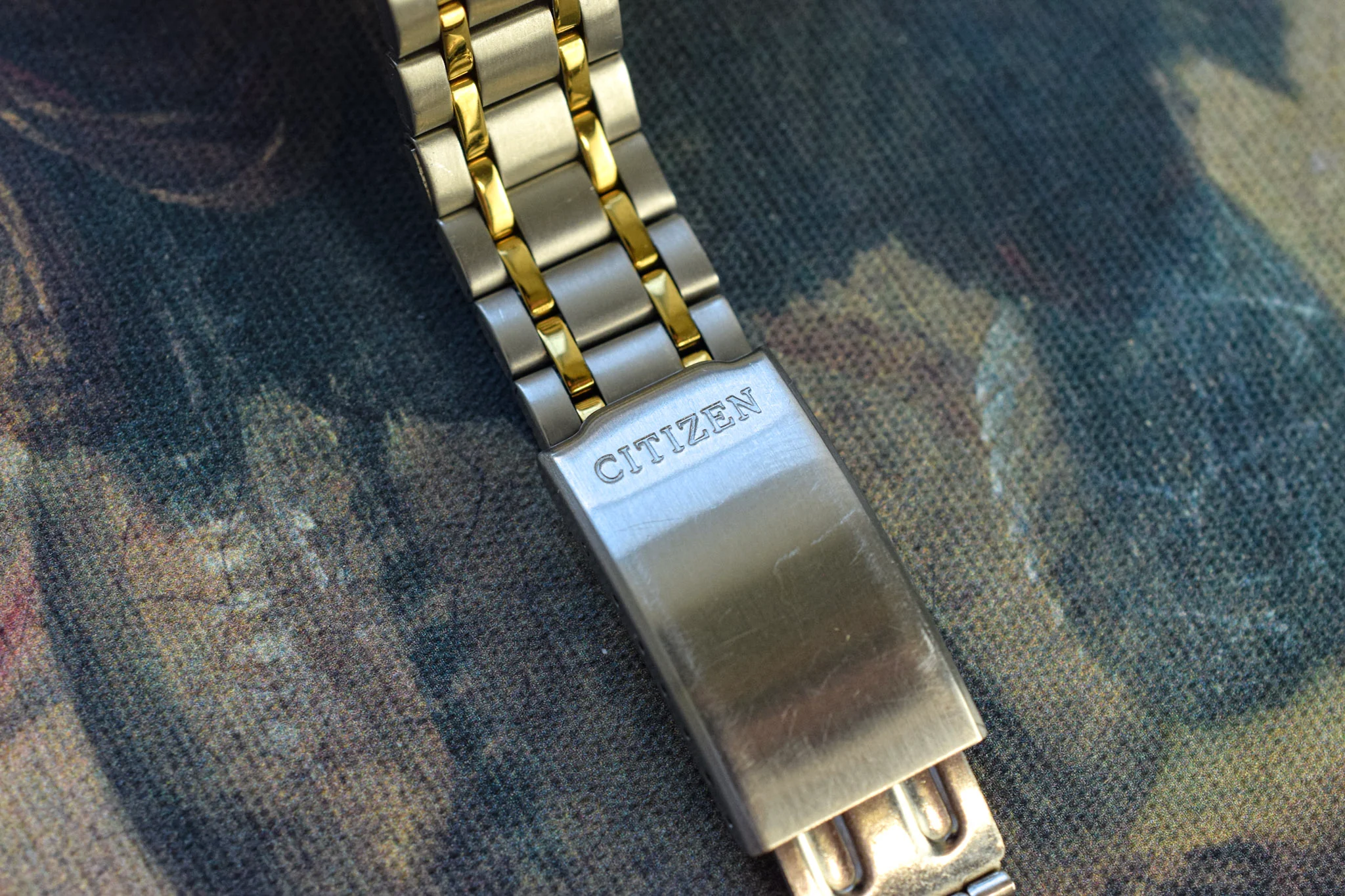 1989 Citizen Two Tone Champagne Dial Calendar - Image 7
