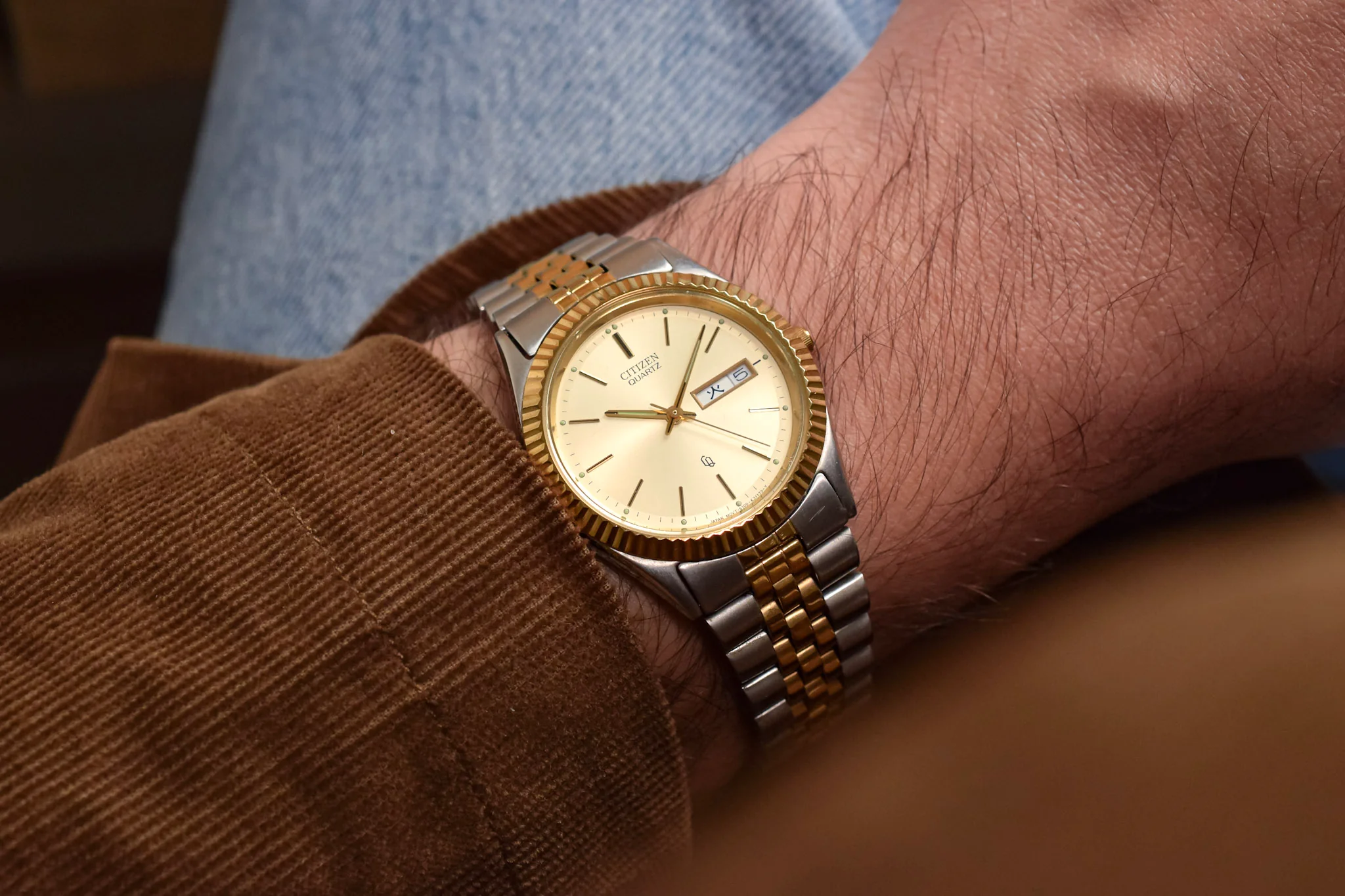1989 Citizen Two Toned Champagne Kanji Day-Date "Jubilee" - Image 2