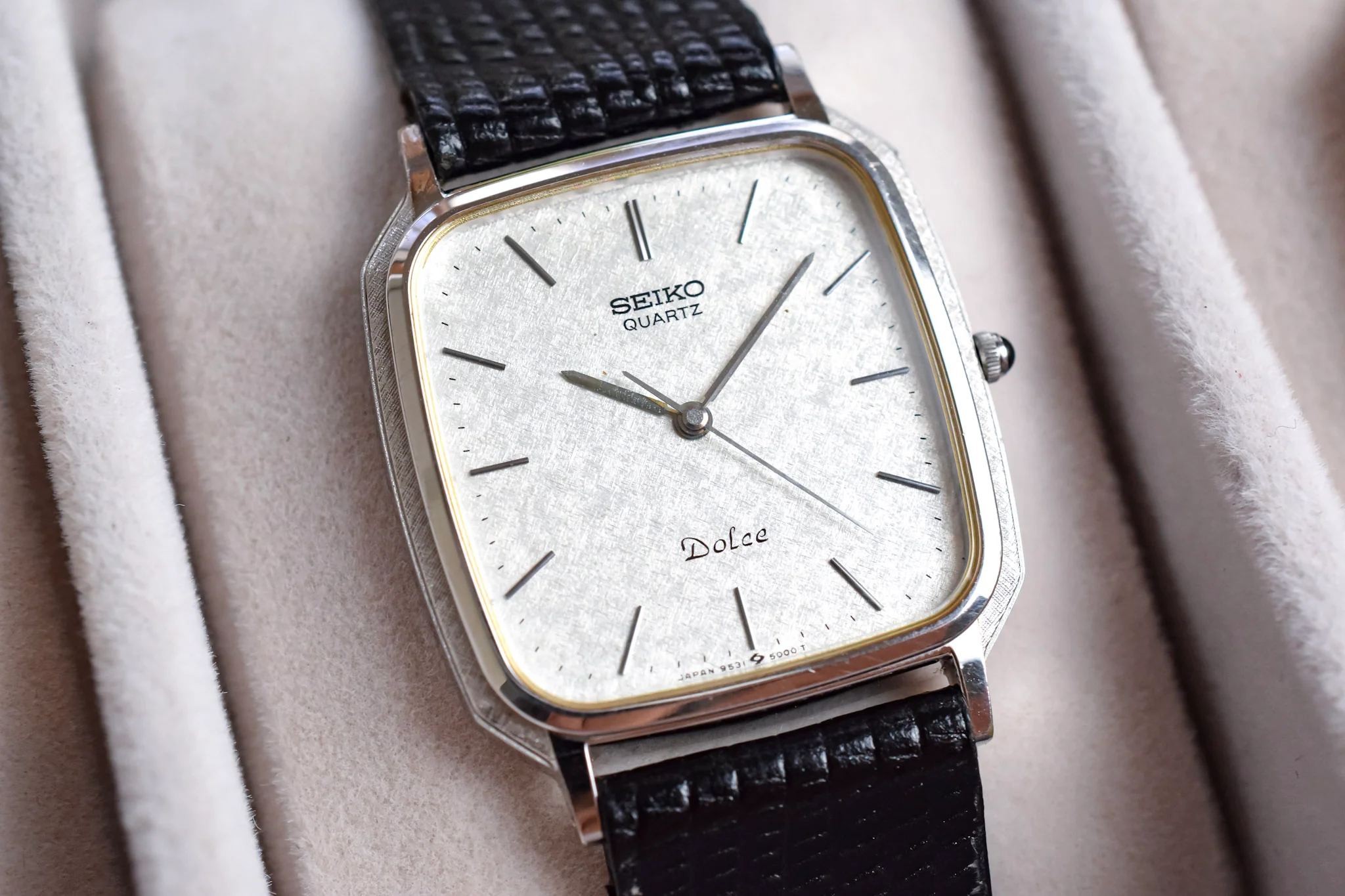 1989 Seiko Dolce Ornate Case Snowflake Octo - Image 3