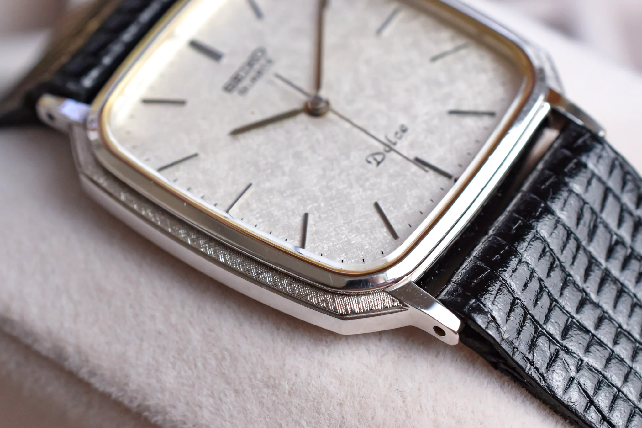 1989 Seiko Dolce Ornate Case Snowflake Octo - Image 5