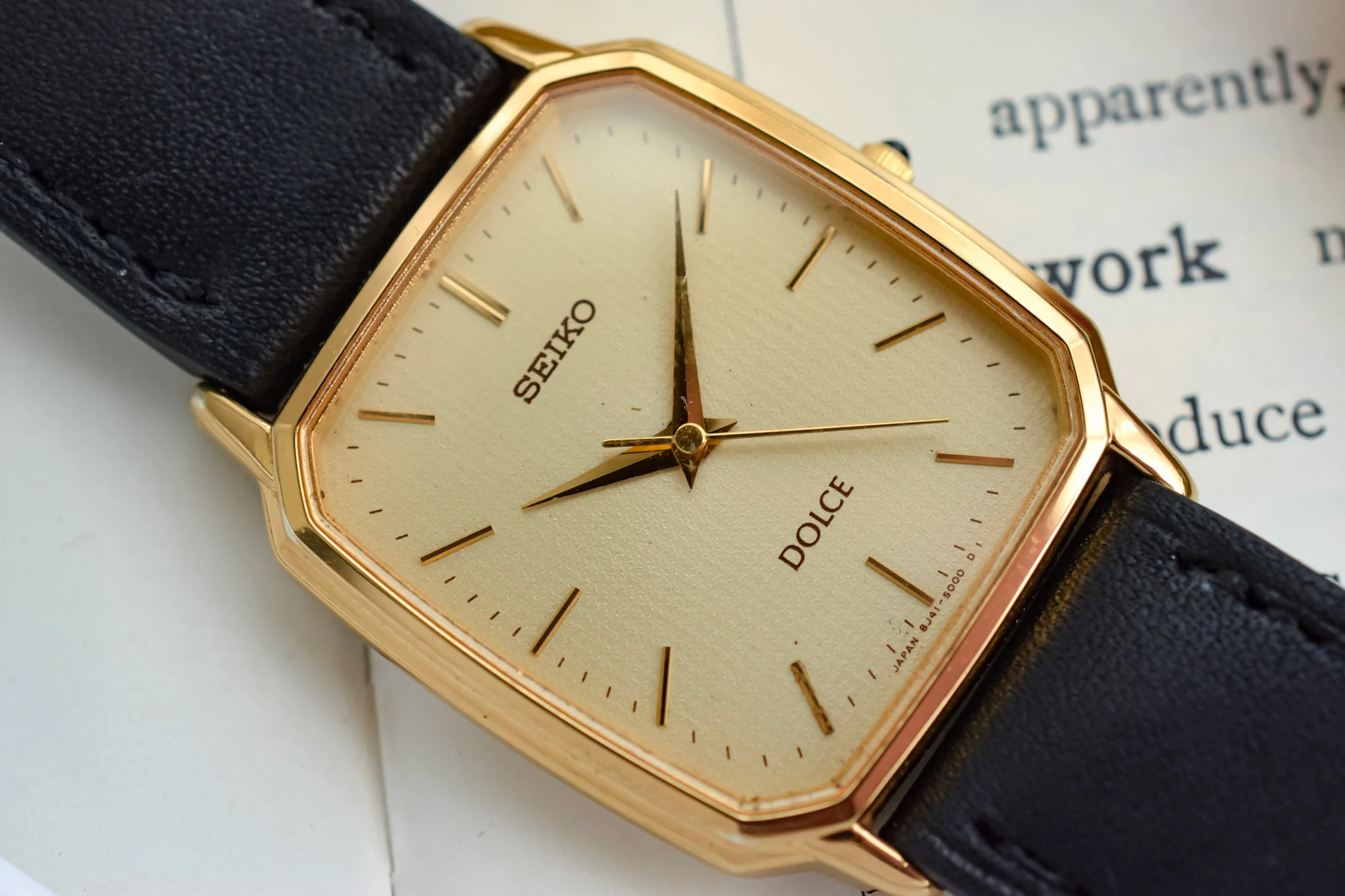 1989 Seiko Dolce Textured Dial Octo - Image 3