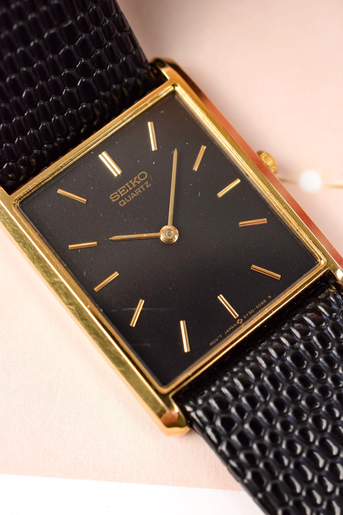 1989 Seiko Gilt Tank - Image 3