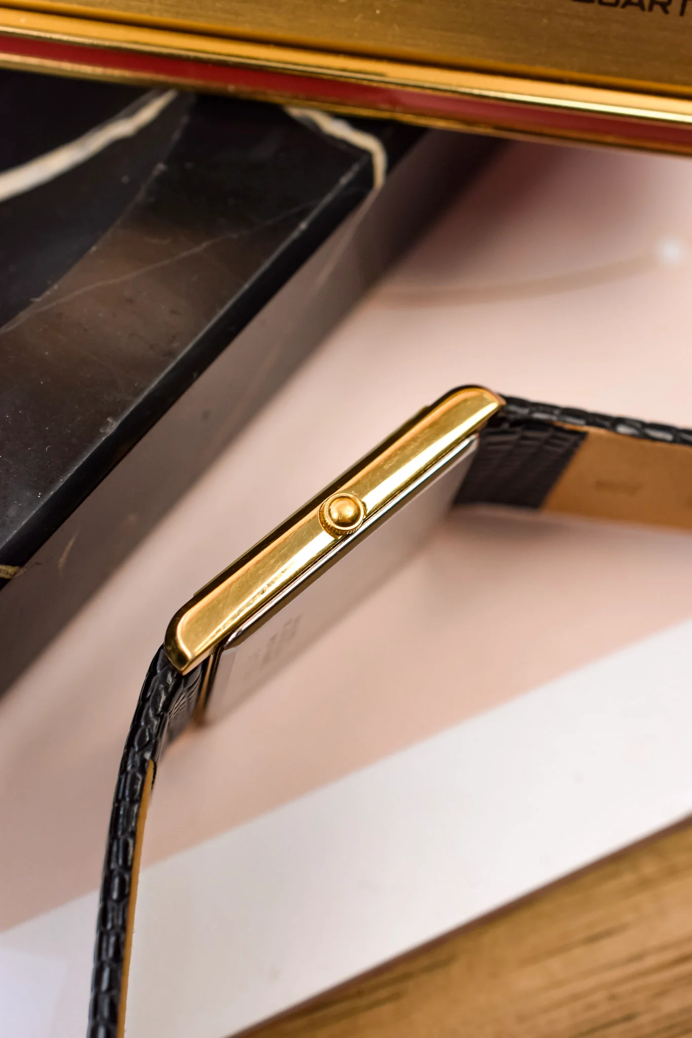 1989 Seiko Gilt Tank - Image 4
