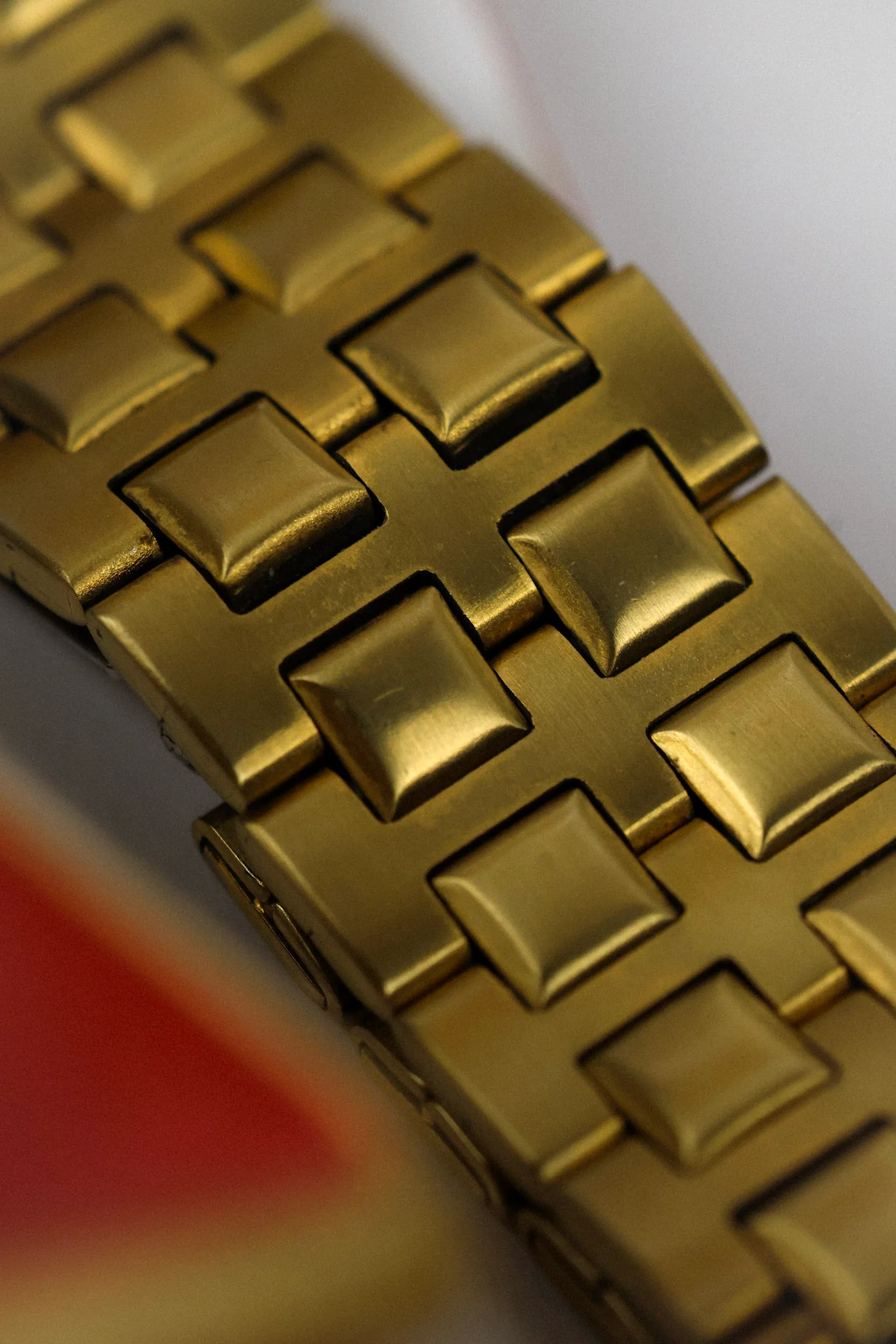 1989 Seiko SQ Golden Tank Script Day-Date - Image 11
