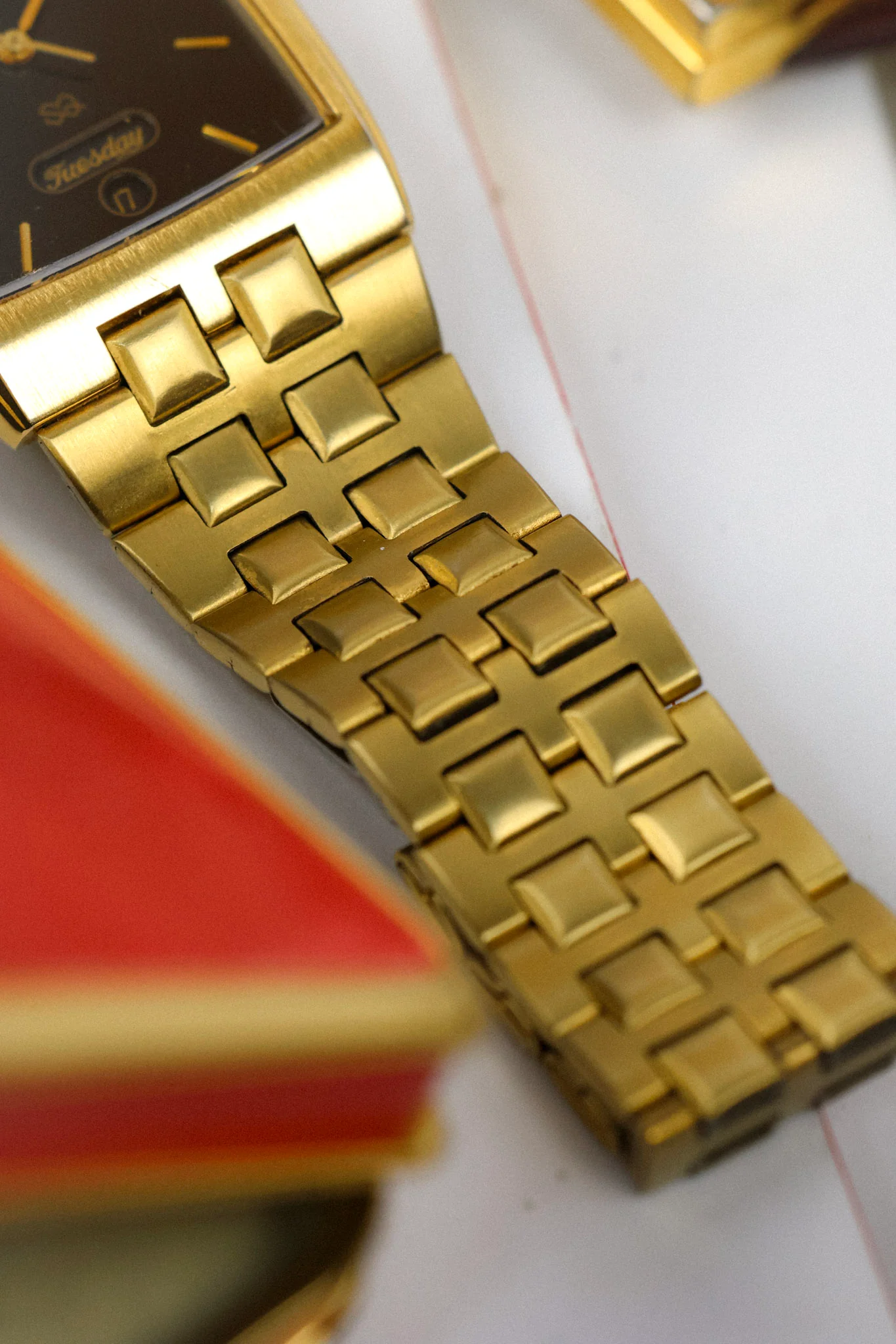1989 Seiko SQ Golden Tank Script Day-Date - Image 9