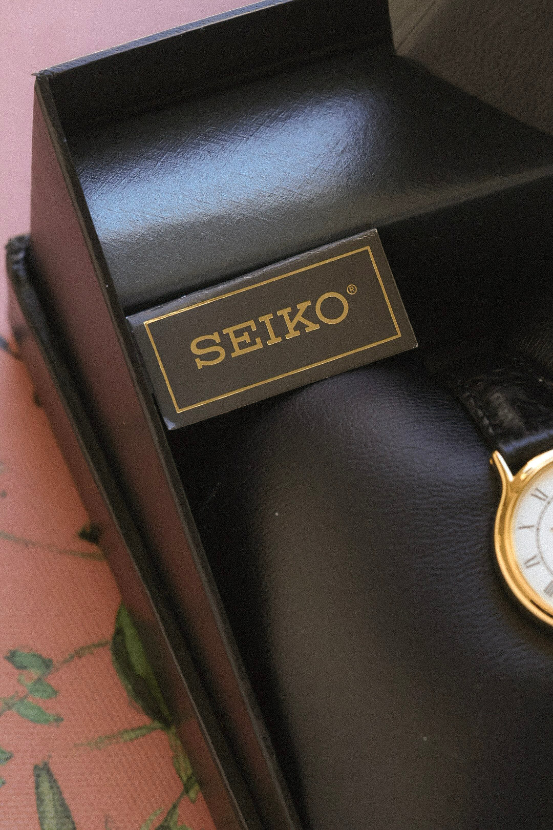 1990 New Old Stock Seiko Roman Ronde Pair Set - Image 17