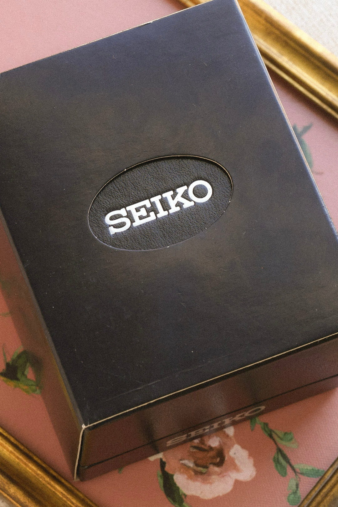 1990 New Old Stock Seiko Roman Ronde Pair Set - Image 19