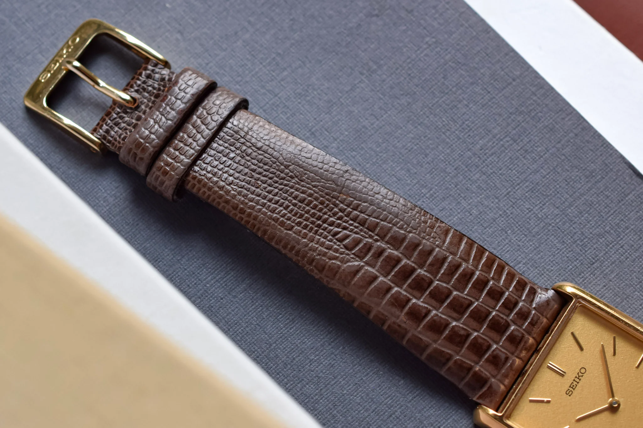1990 Seiko Gold Tone Tank - Image 4