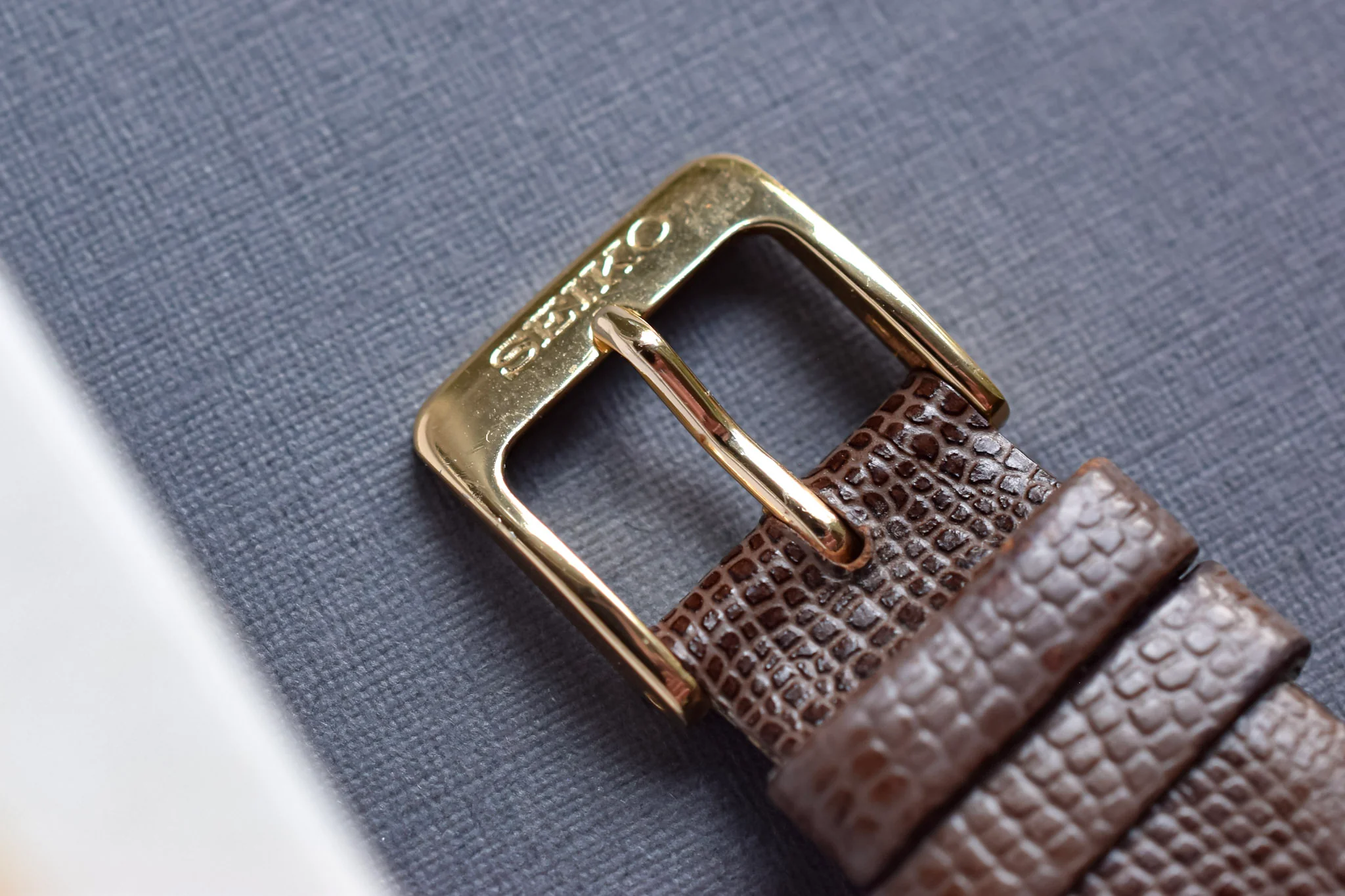 1990 Seiko Gold Tone Tank - Image 8