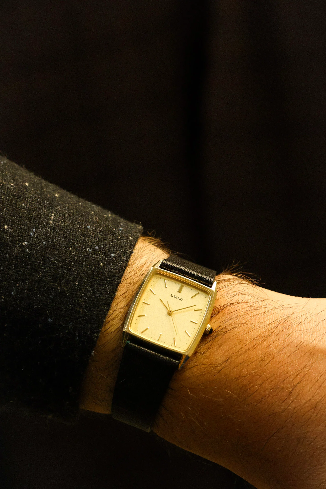 1990 Seiko Golden Beveled Lug Tank - Toyota Award Piece - Image 4