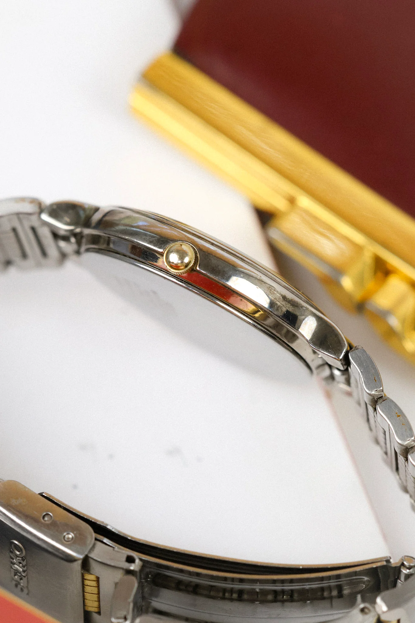 1990 Seiko SQ Champagne Script Font Day-Date - Image 7