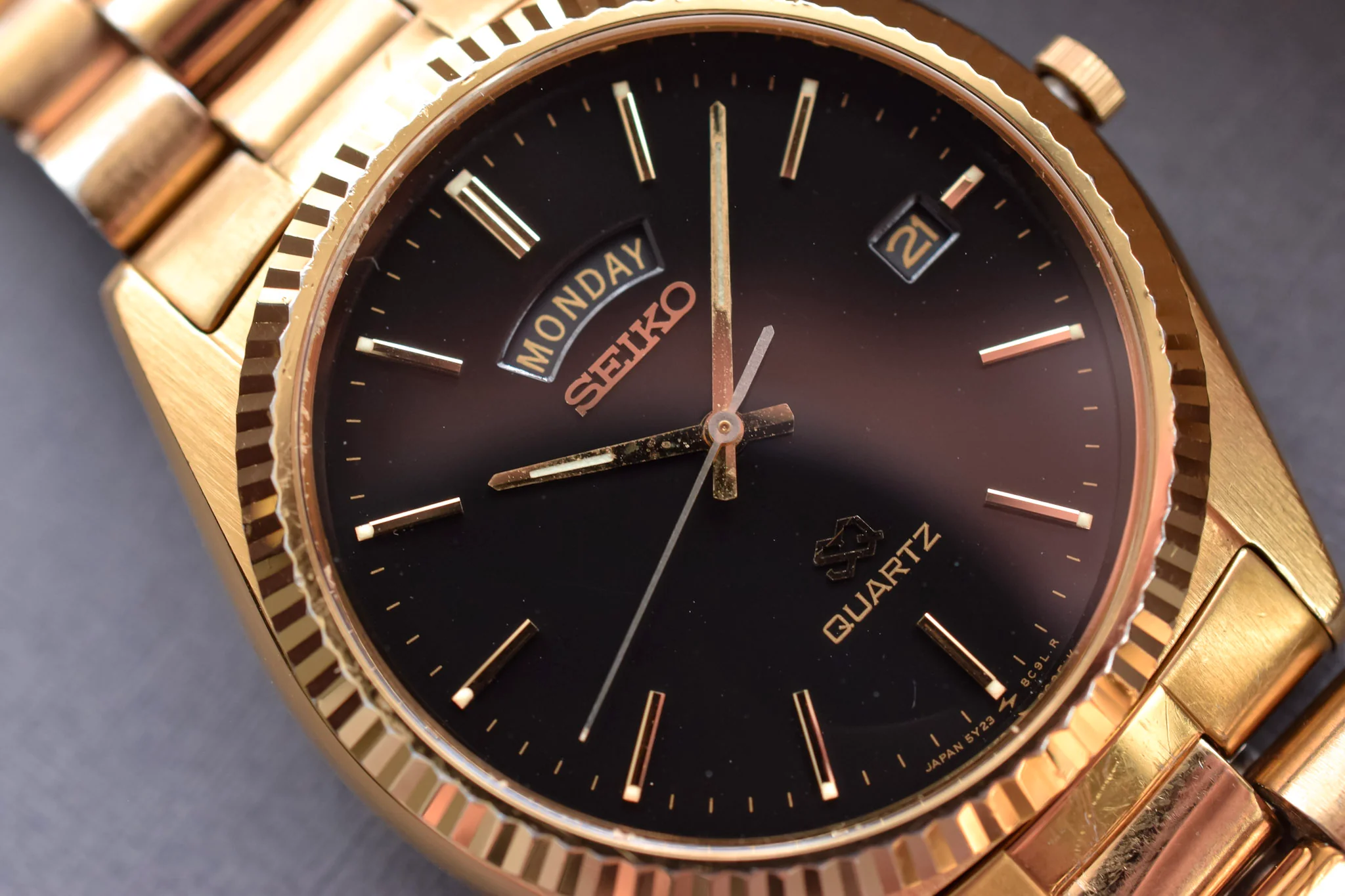 1990 Seiko SQ Gilt Dial Day-Date "President" - Image 3