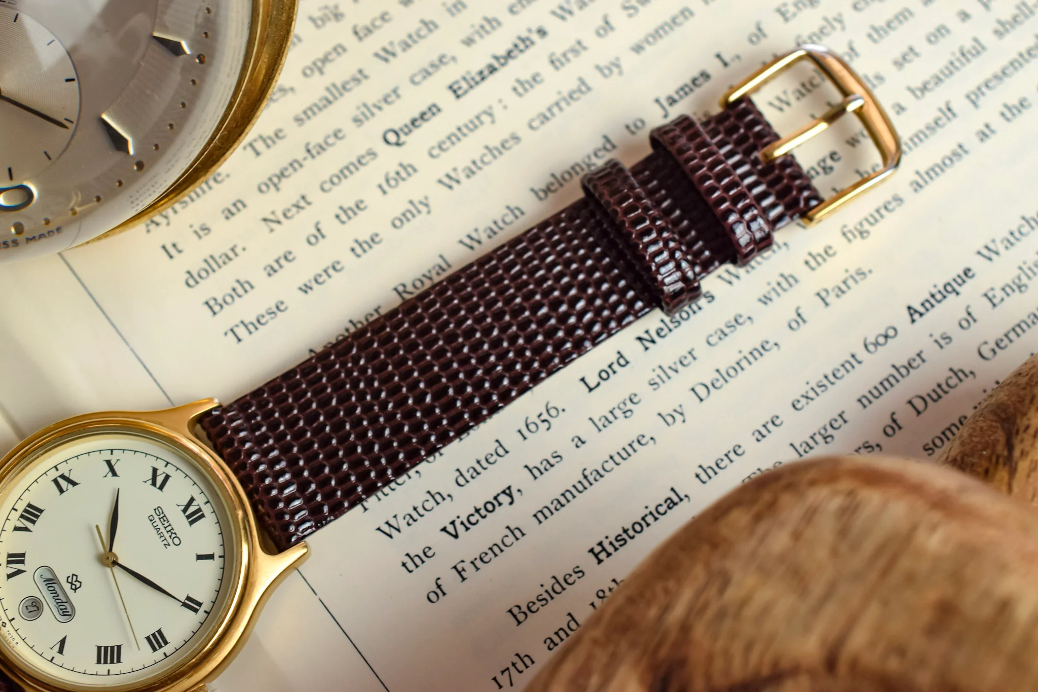 1990 Seiko SQ Roman Day-Date - Image 7