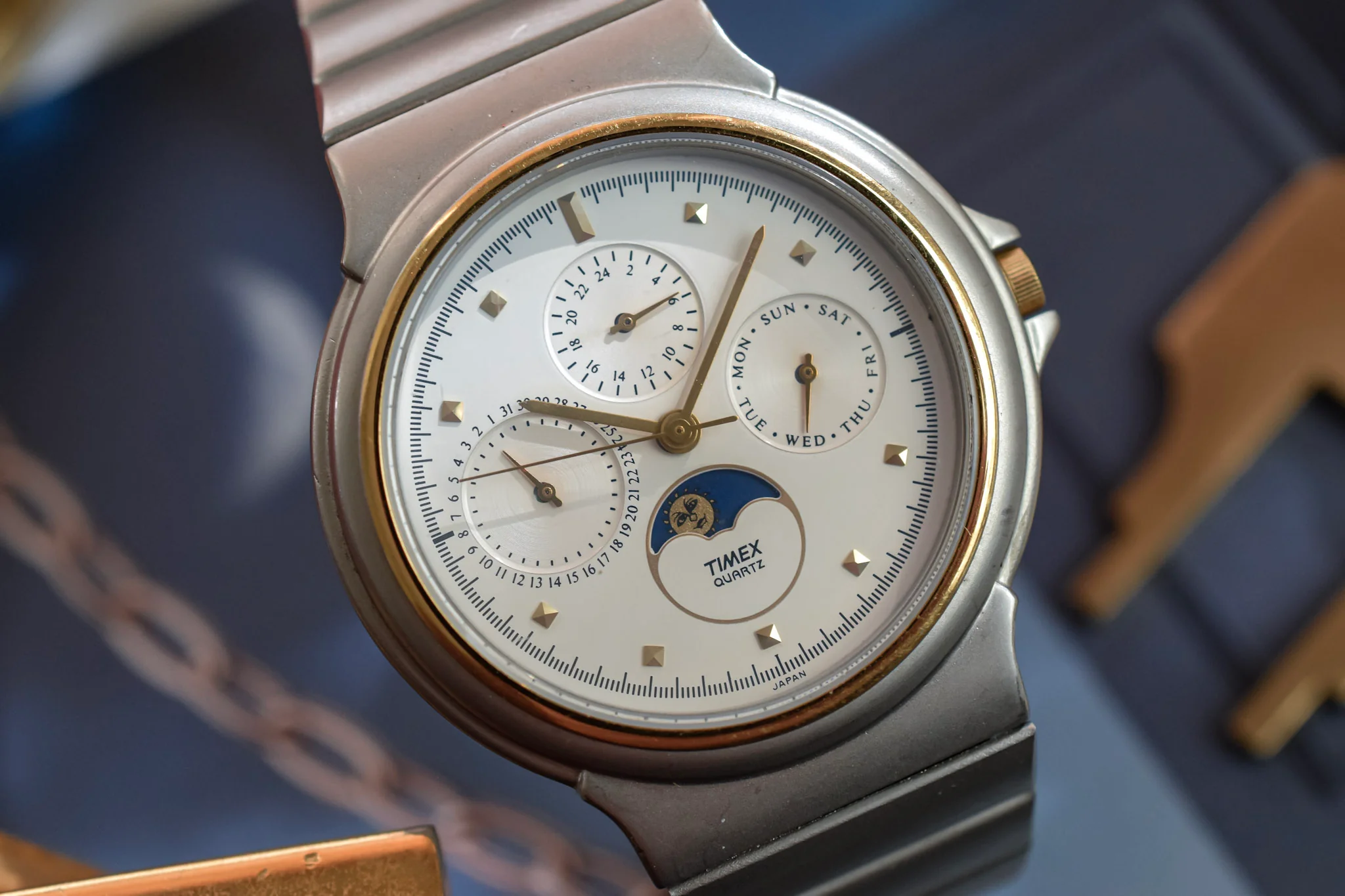 1990 Timex Day & Night Triple Calendar - Image 3