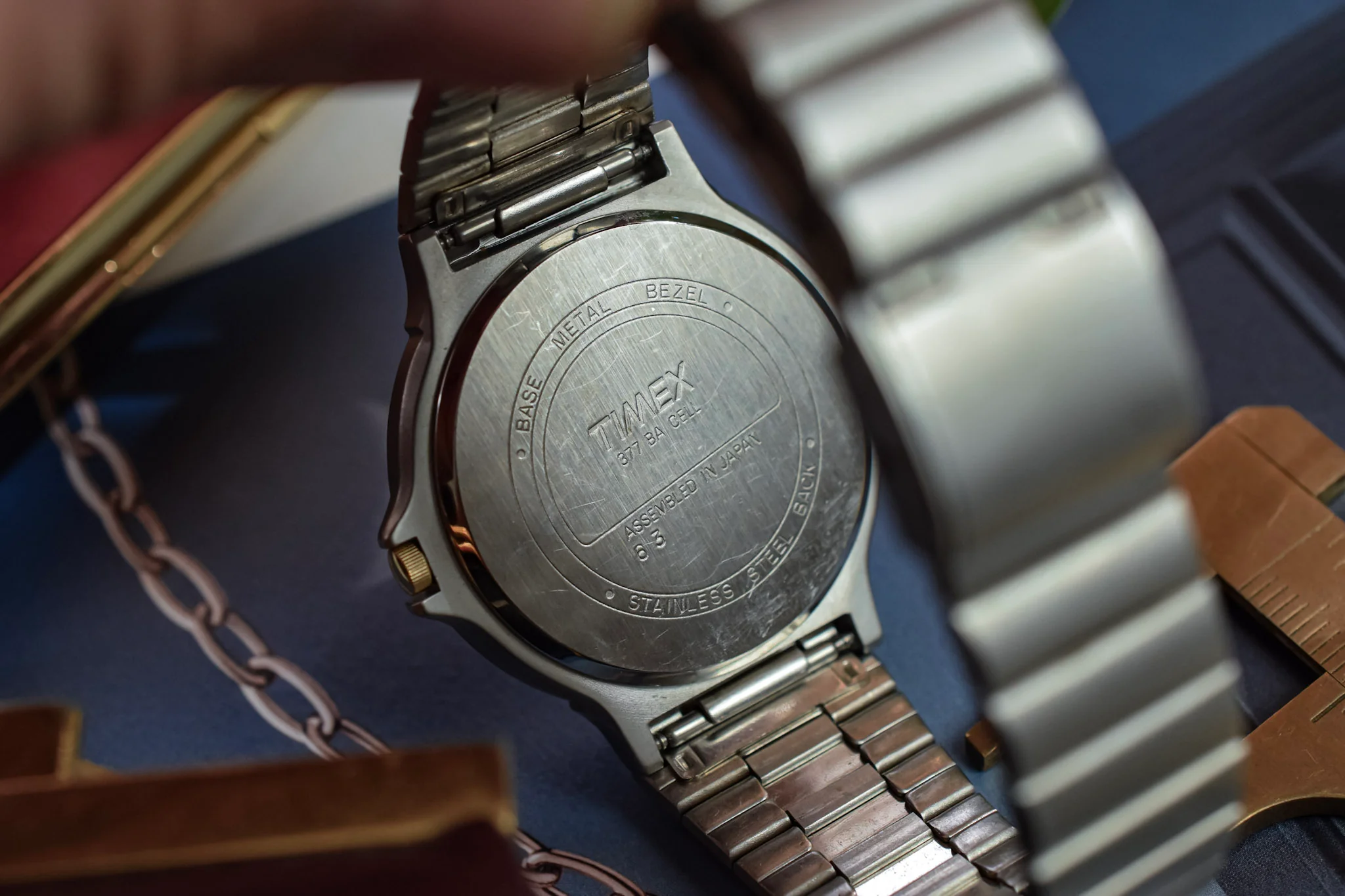 1990 Timex Day & Night Triple Calendar - Image 9