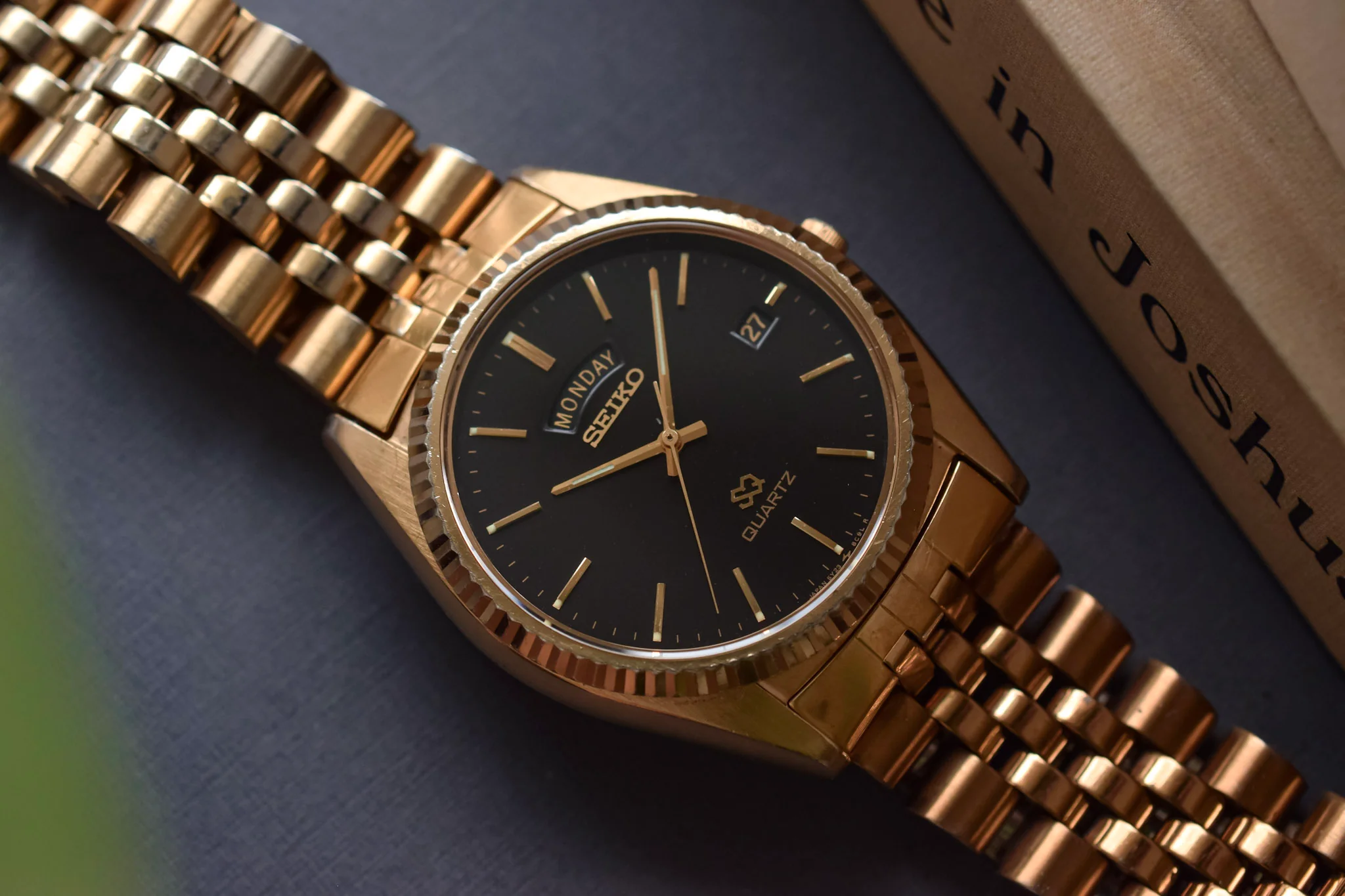 1991 Seiko SQ Gilt Dial Day-Date - Image 2