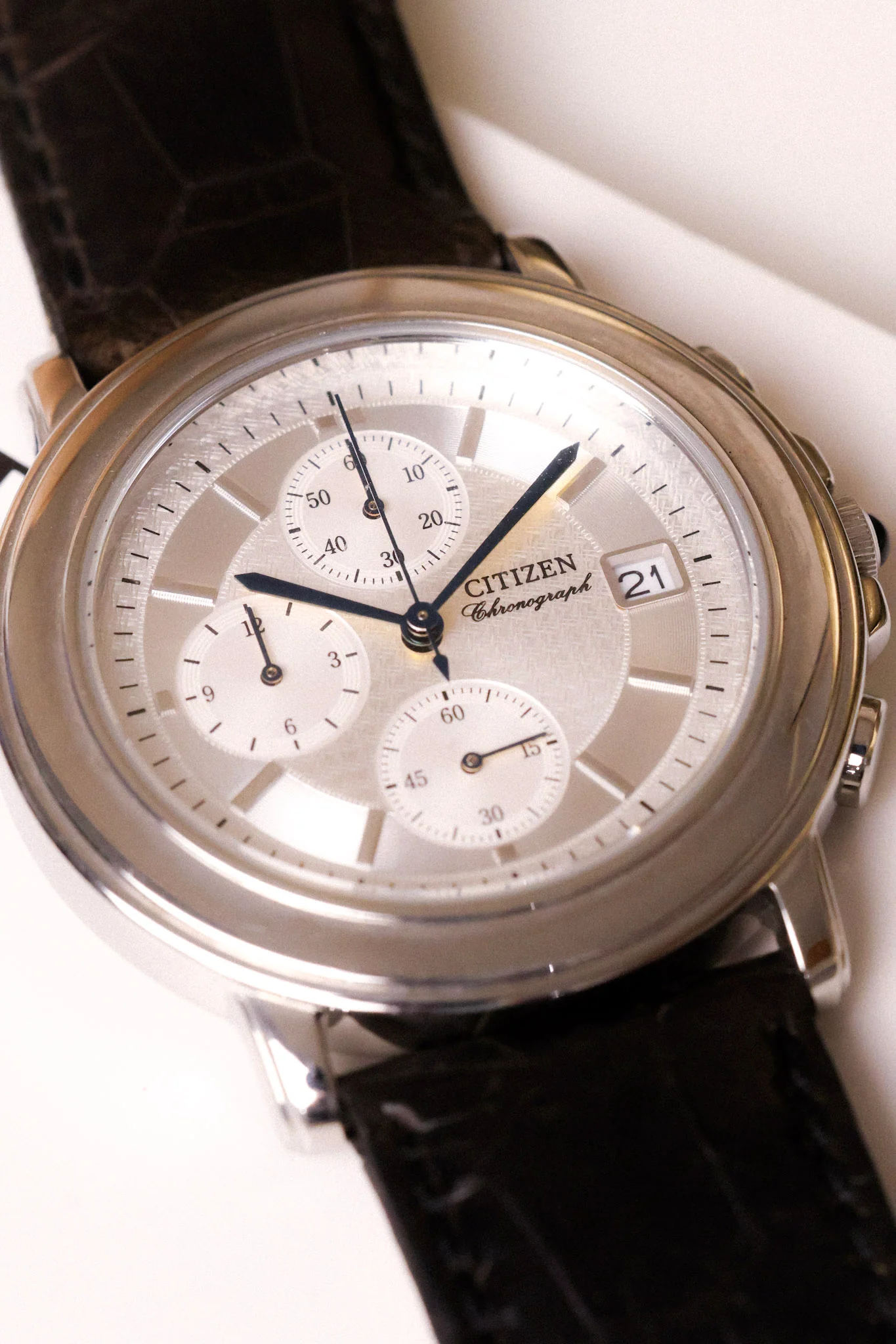 1992 Citizen Sector Classique Chronograph - New Old Stock - Image 3