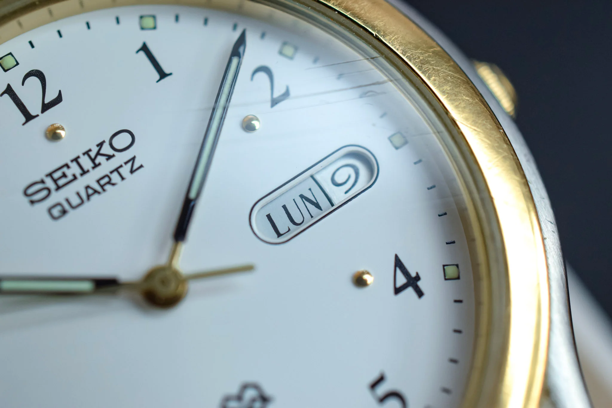 1992 Seiko SQ Arabic Numerals Pill Day-Date - Image 4