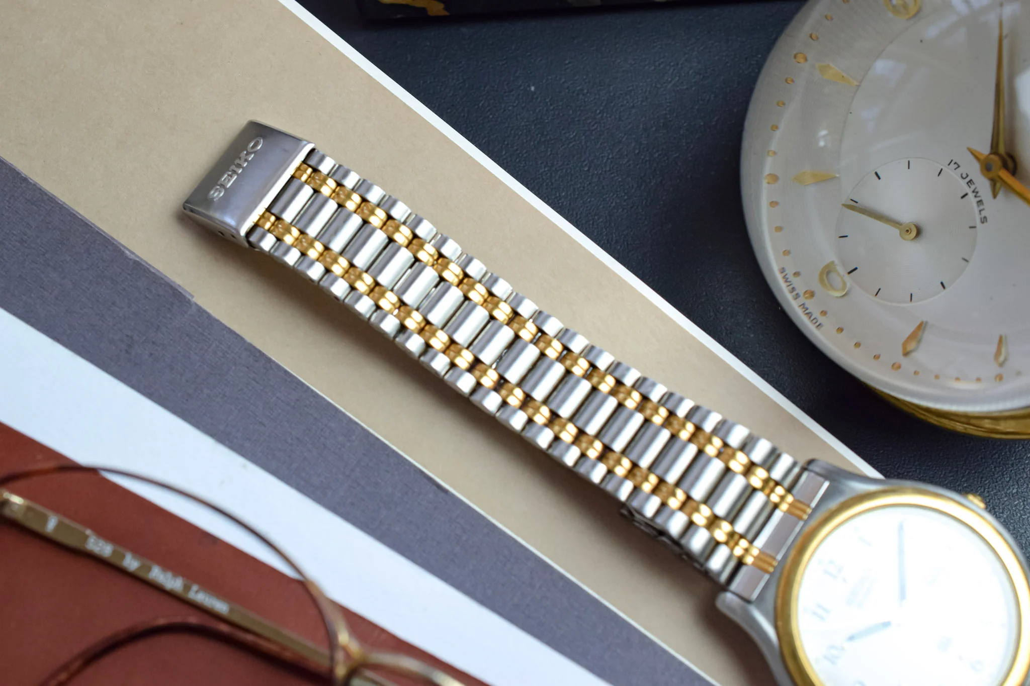 1992 Seiko SQ Arabic Numerals Pill Day-Date - Image 9