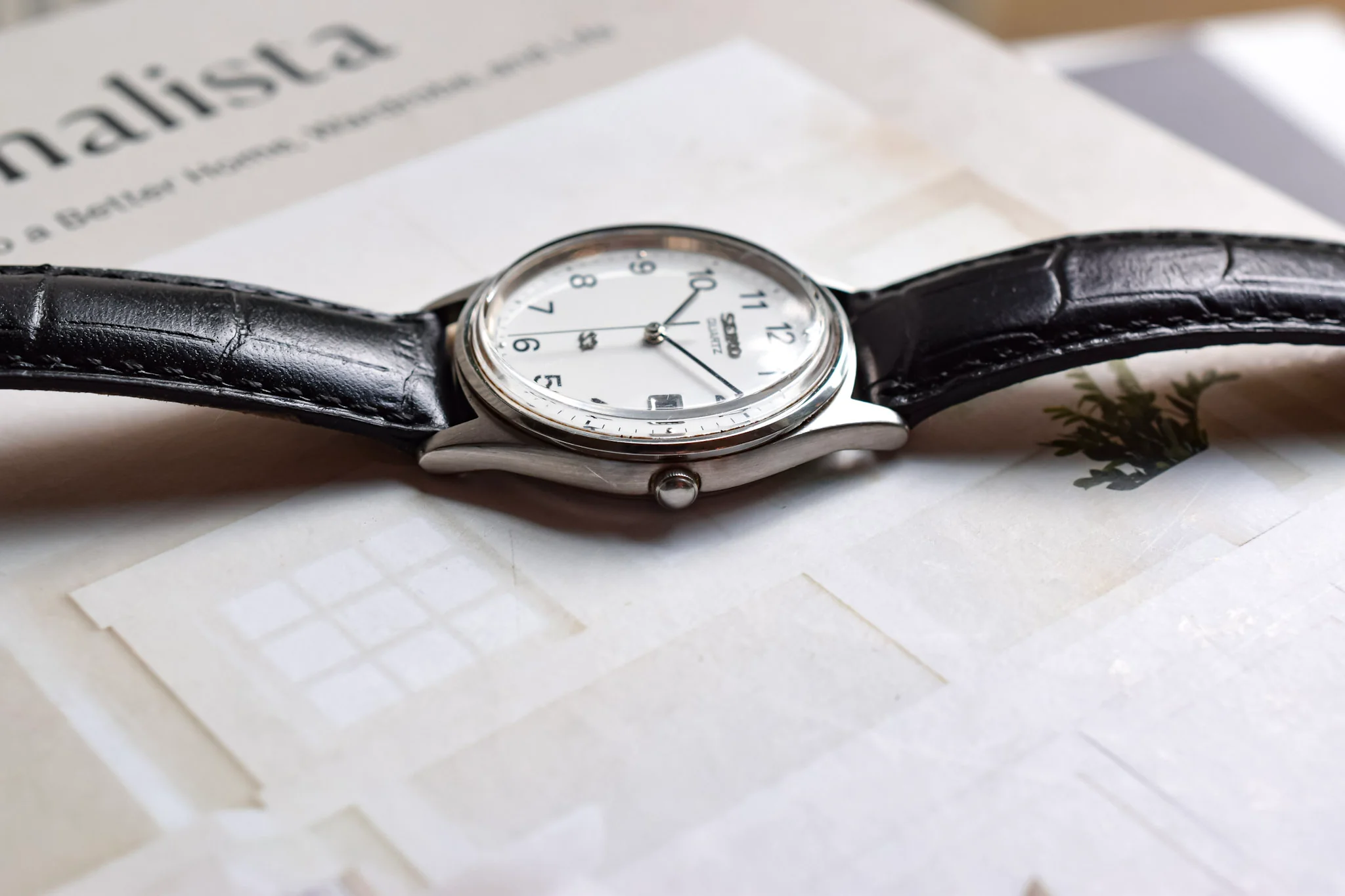 1992 Seiko SQ Steel White Dial Calendar - Image 4
