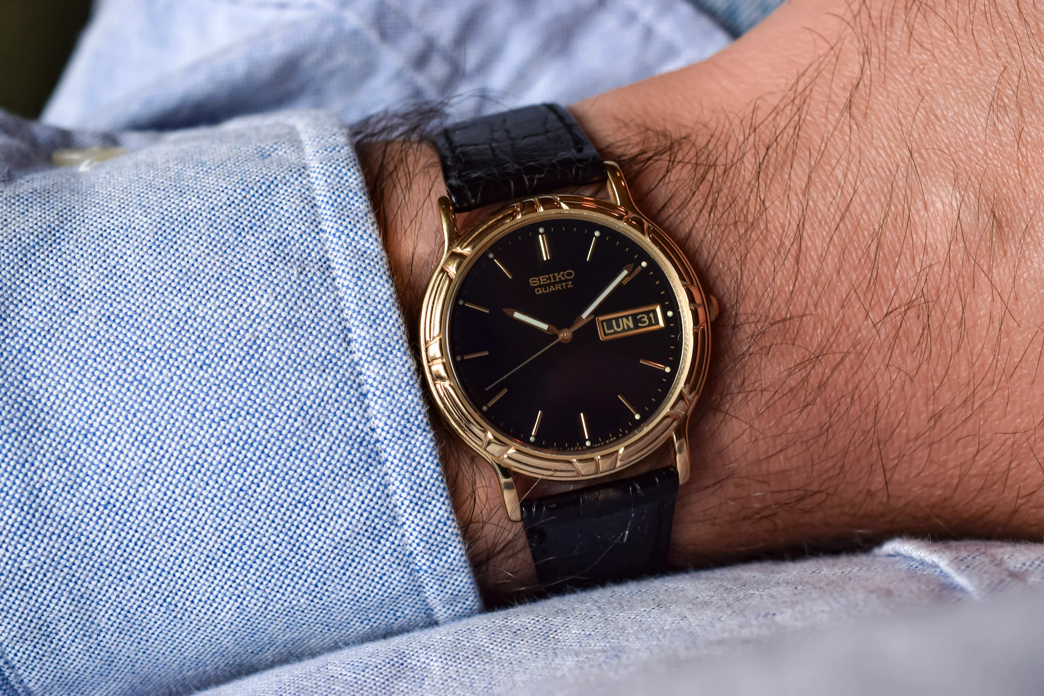 1993 Seiko Black Dial Ornate Bezel - Image 2
