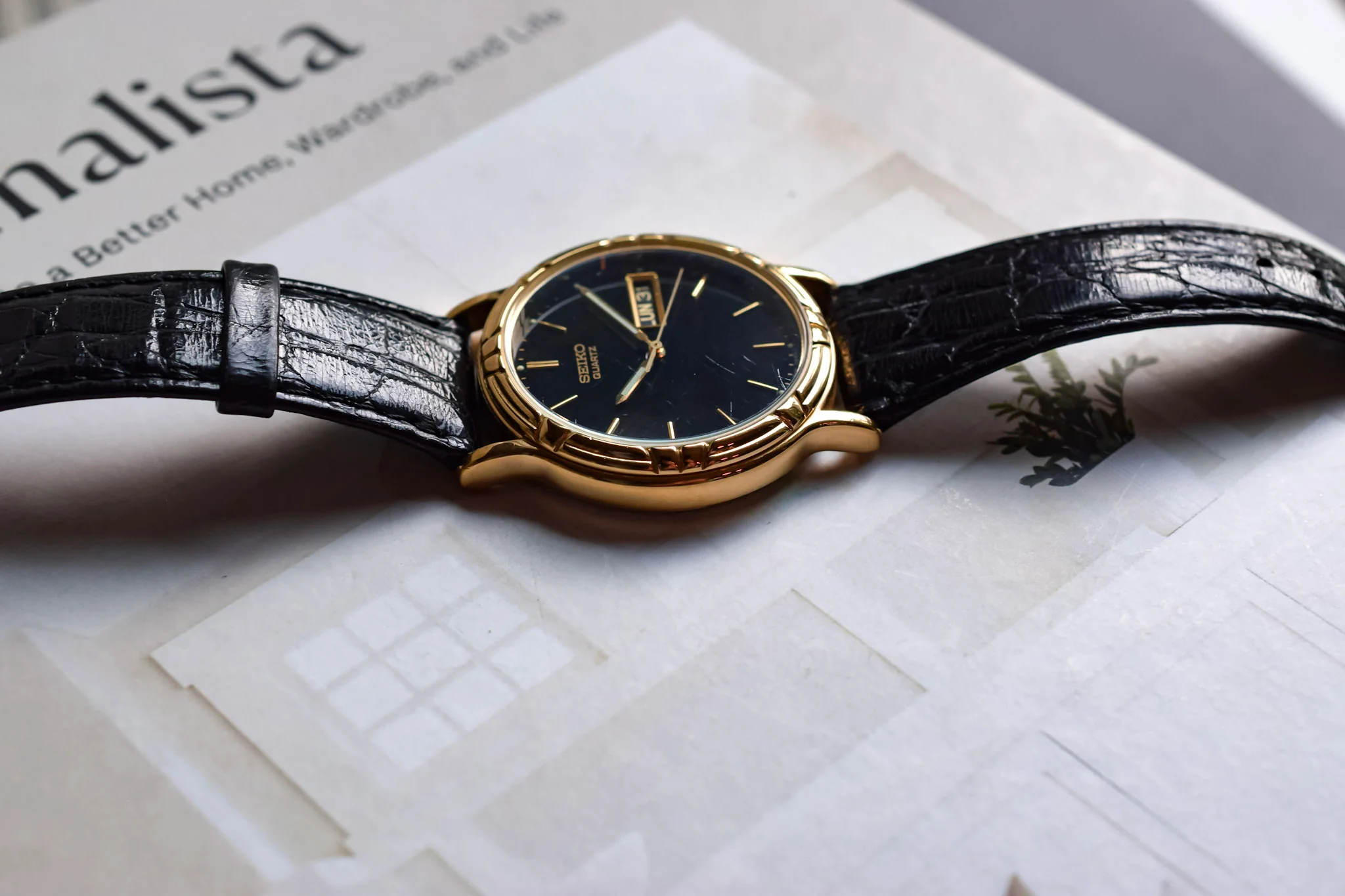 1993 Seiko Black Dial Ornate Bezel - Image 5