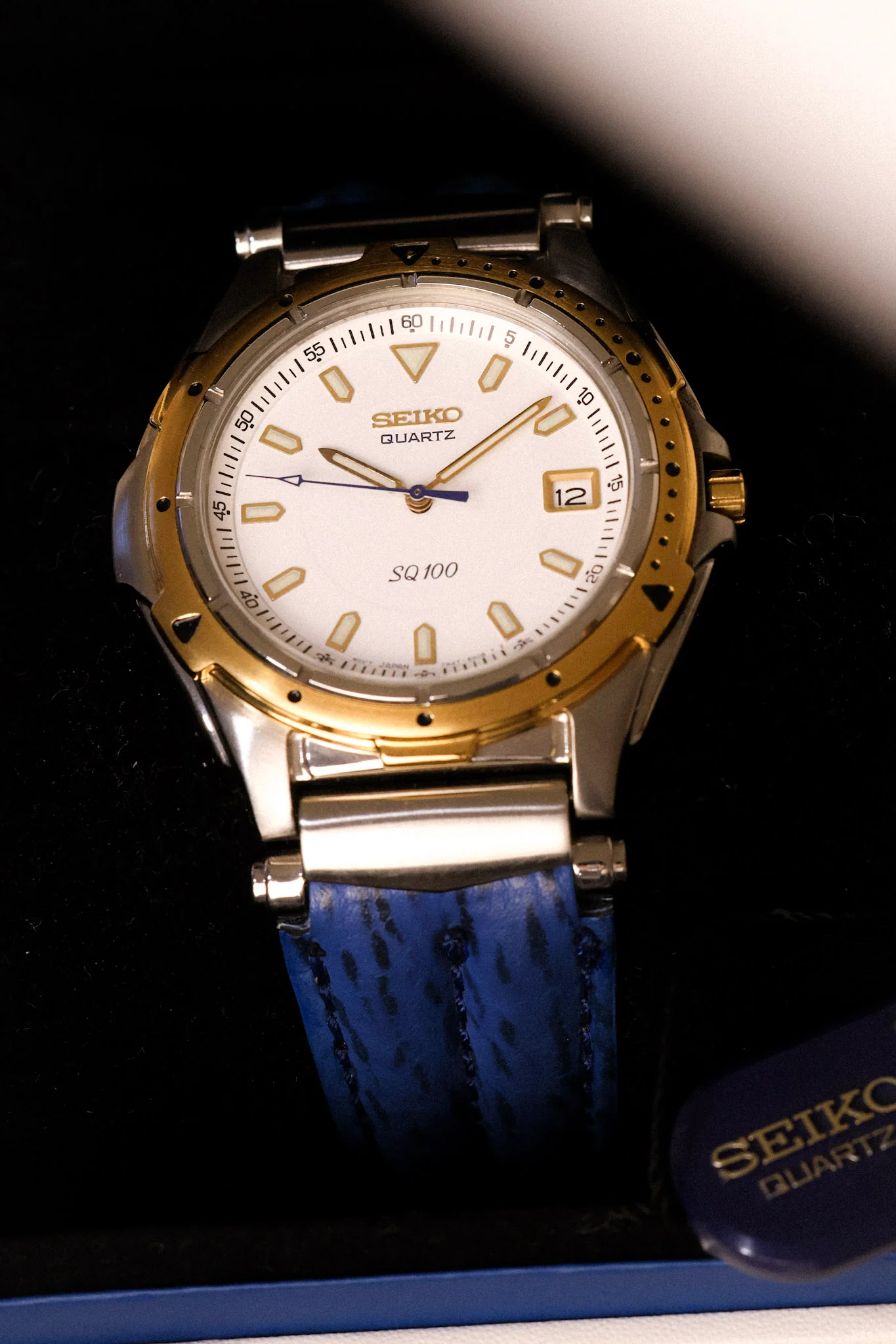 1994 Seiko SQ100 Calendar - New Old Stock - Image 4