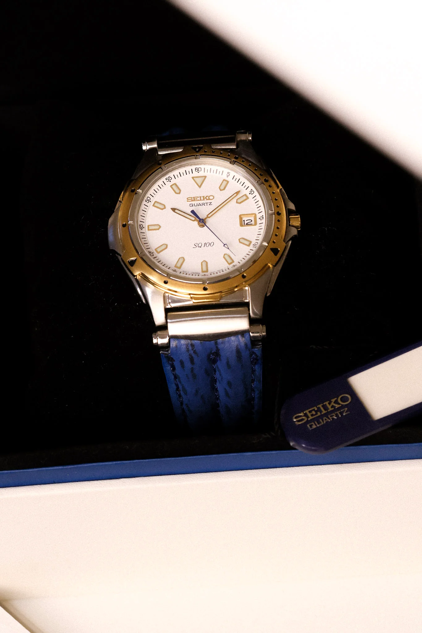 1994 Seiko SQ100 Calendar - New Old Stock - Image 5