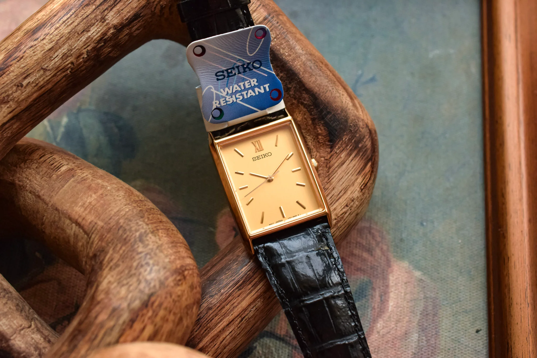 1995 Seiko Beveled Lug Tank - New Old Stock - Image 2