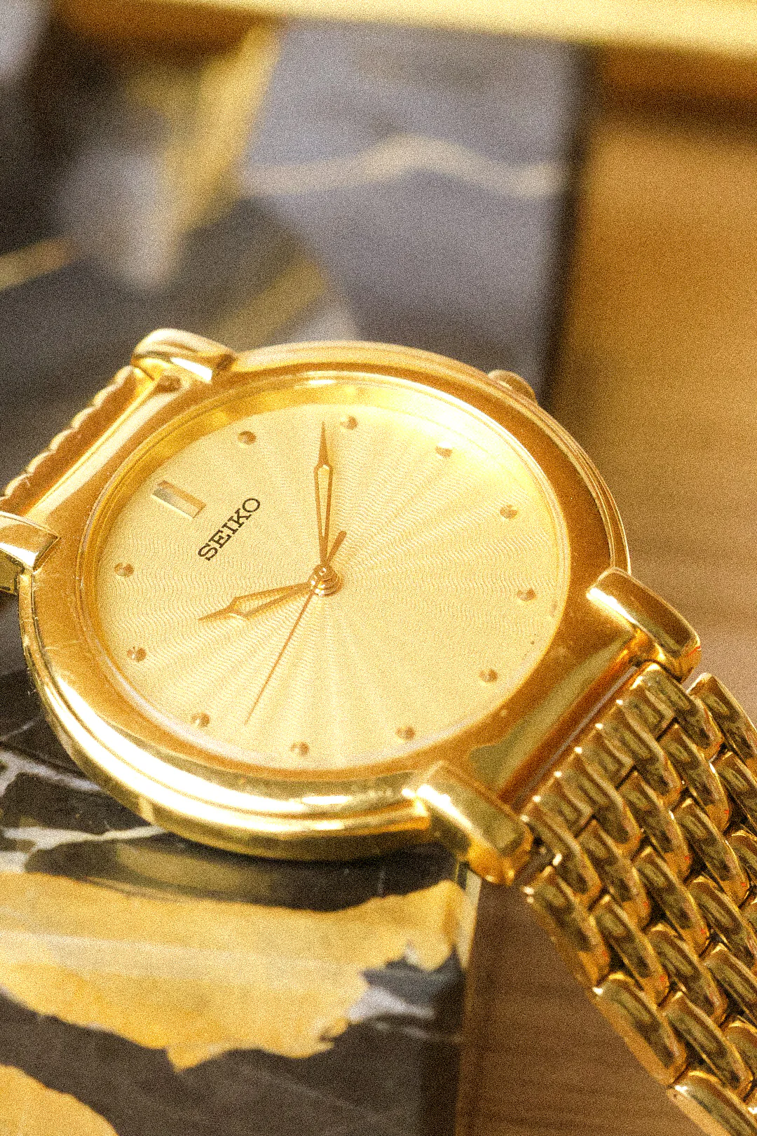 1995 Seiko Golden Sunburst Disco Volante - Image 4