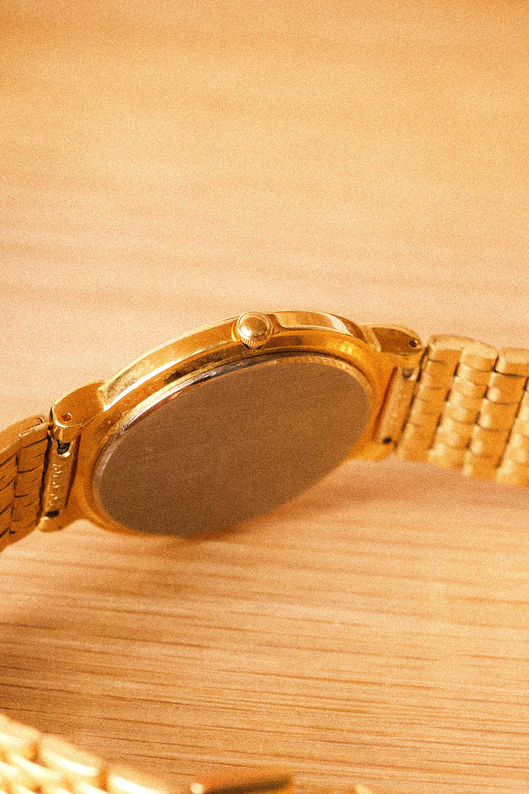 1995 Seiko Golden Sunburst Disco Volante - Image 5