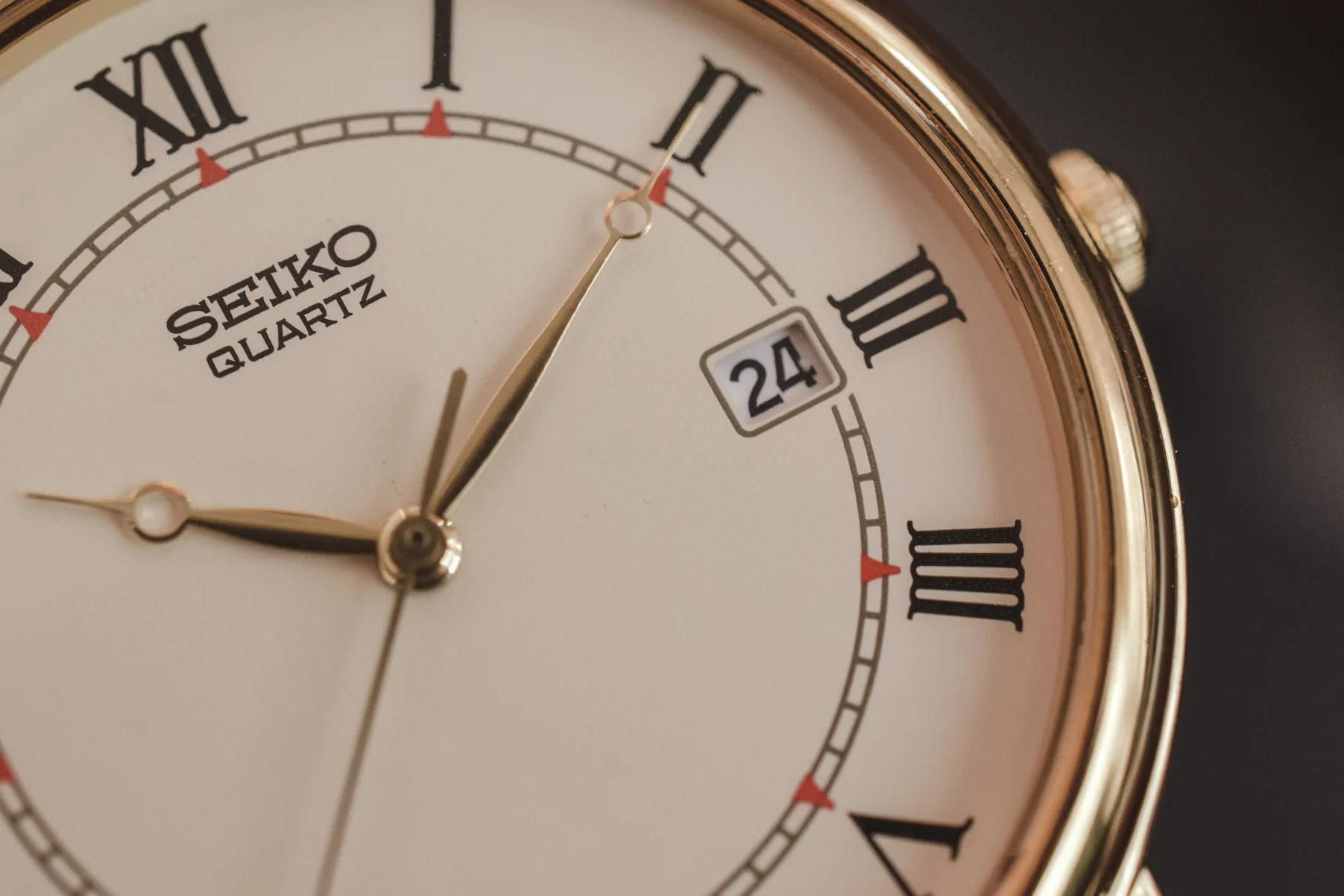 1995 Seiko Red Markers Roman Dial Calendar - Image 4
