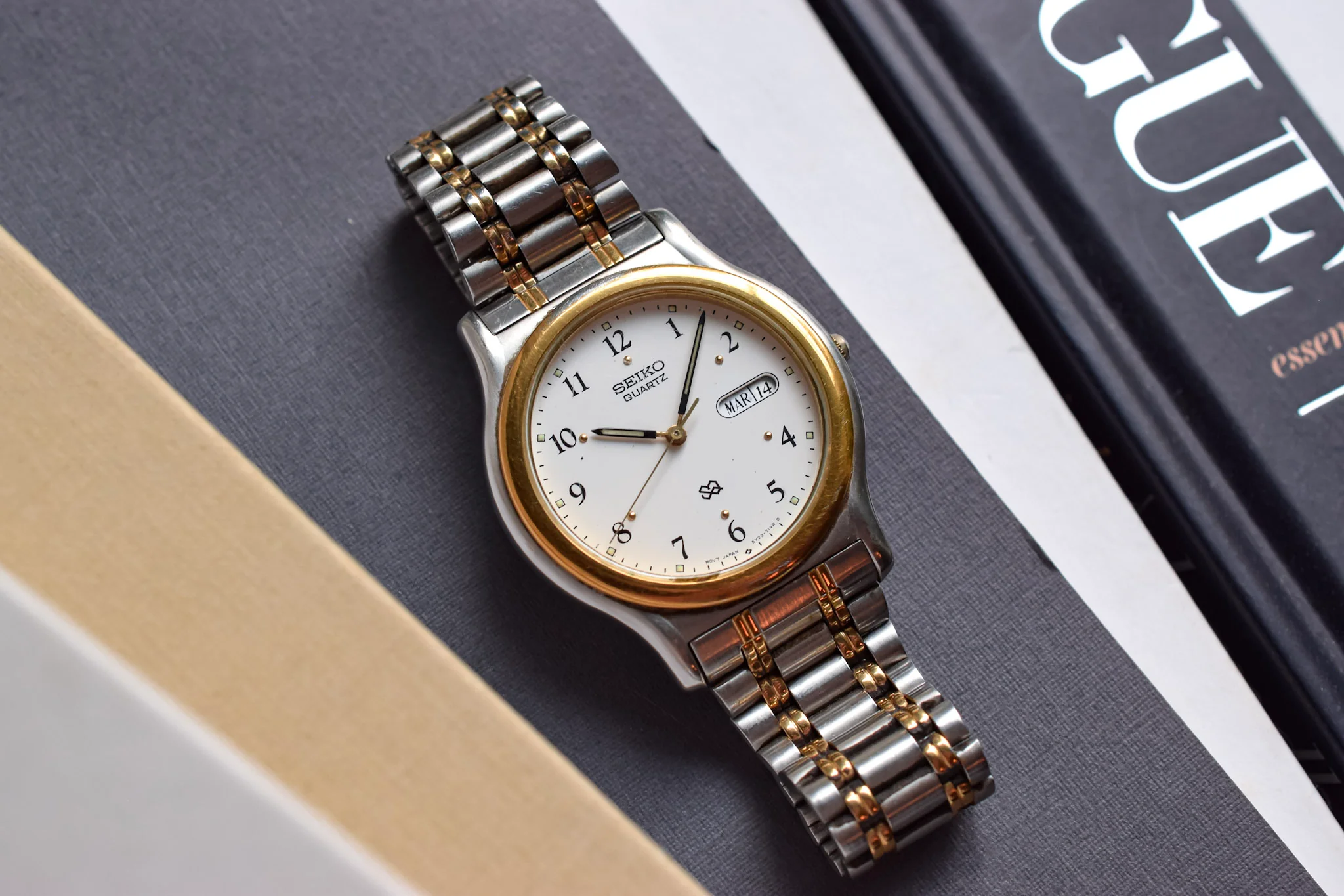 1995 Seiko SQ Arabic Numerals Day-Date - Image 8