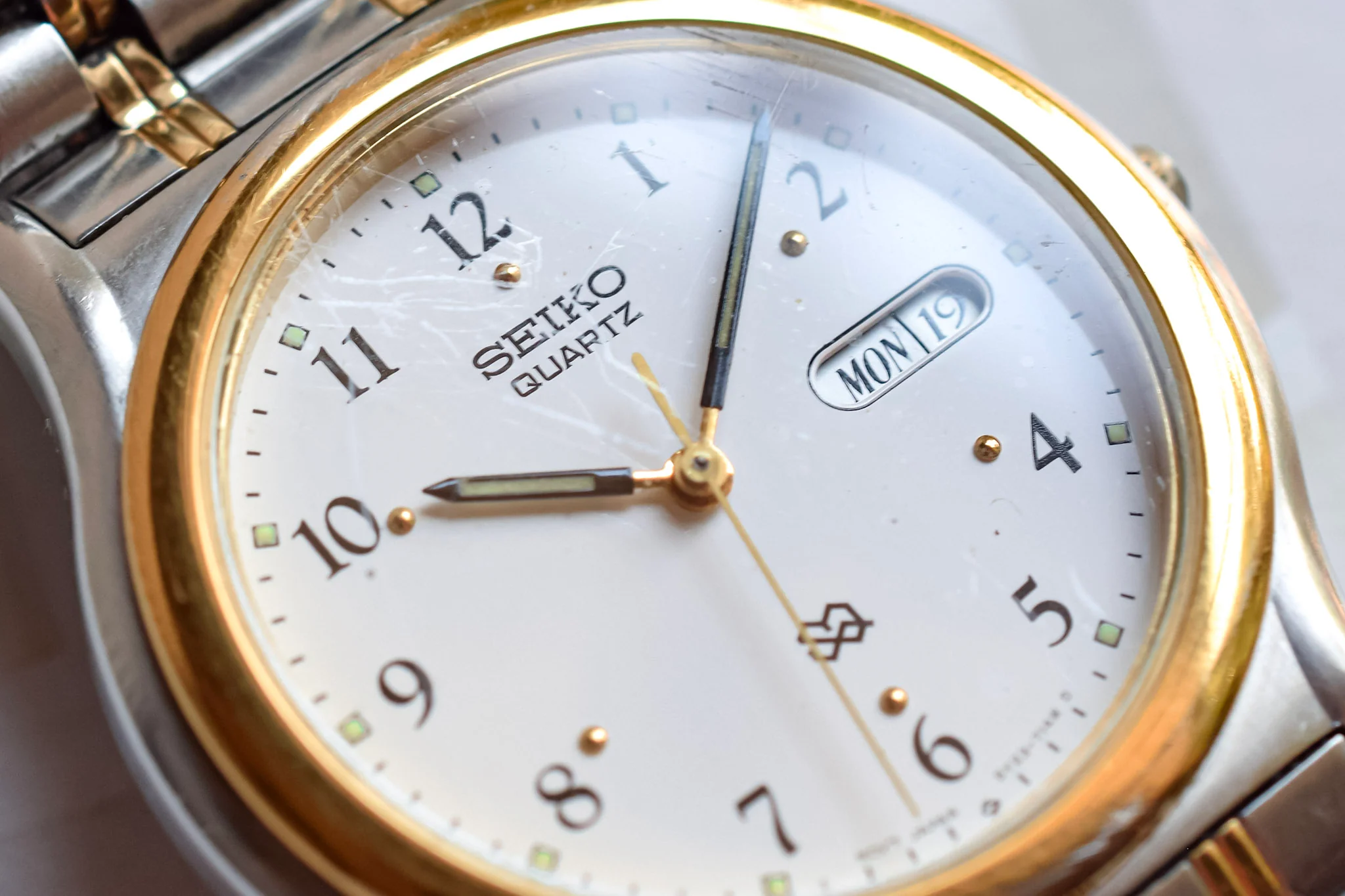 1995 Seiko SQ Arabic Numerals Day-Date - Image 9