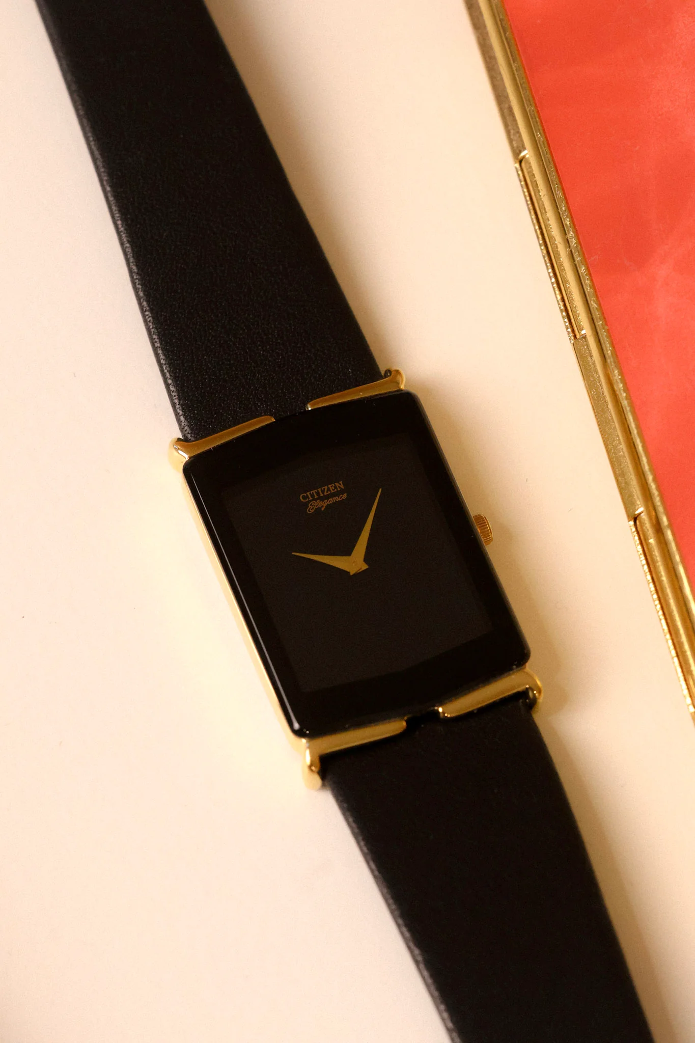 1996 Citizen Elegance Fancy Lugs Tank - Image 3