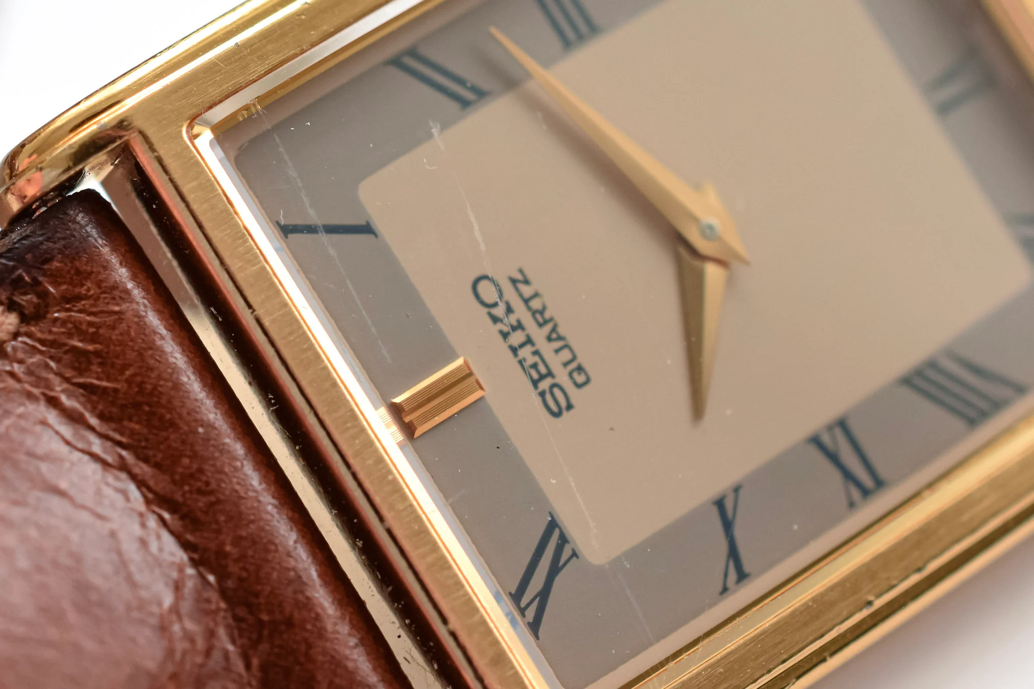 1996 Seiko Gray Roman Dial Tank - Image 11
