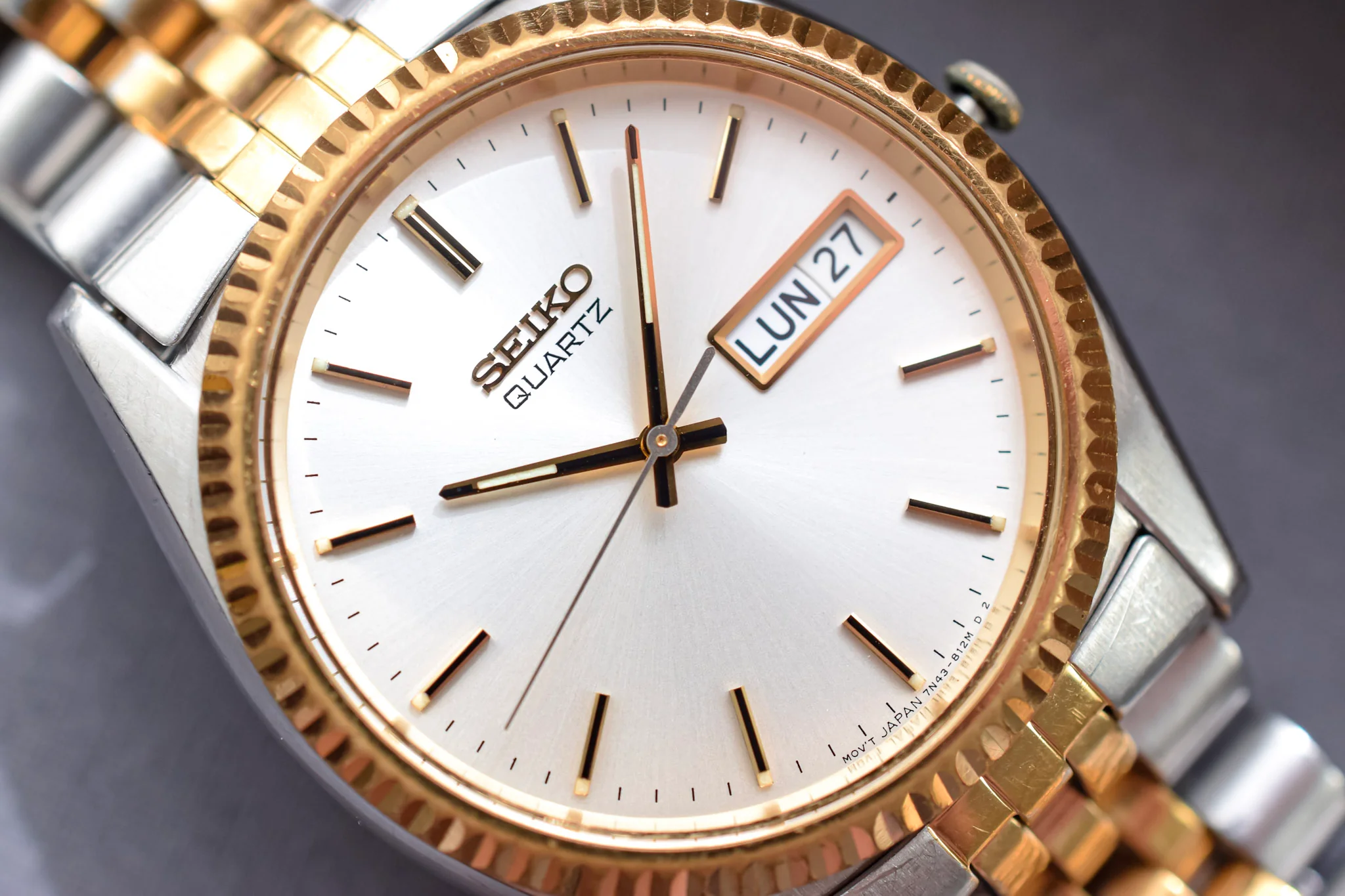 1996 Seiko Two Toned Silver Dial Day-Date - Image 3