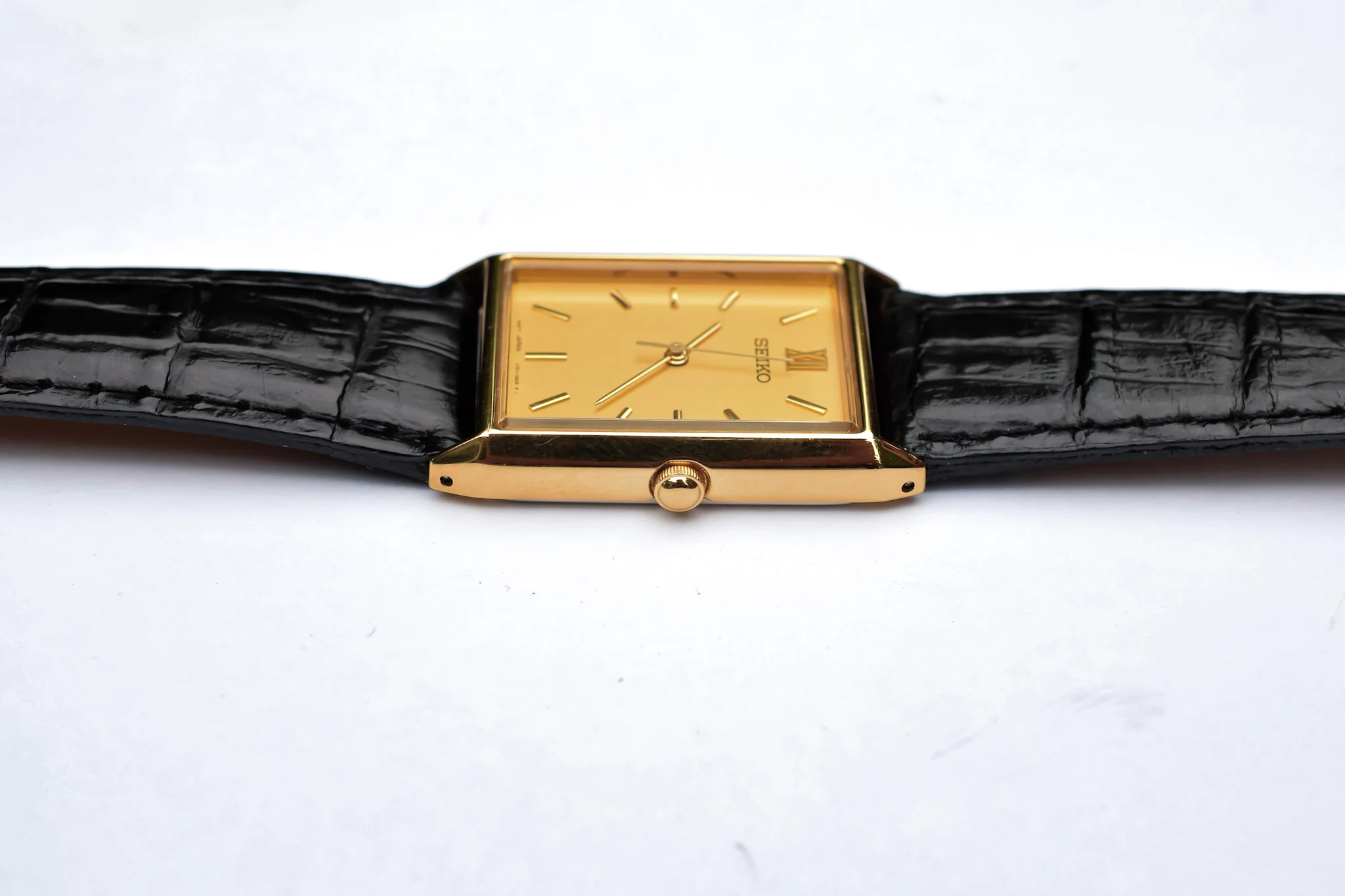 1997 Seiko Beveled Lug Tank - Image 3