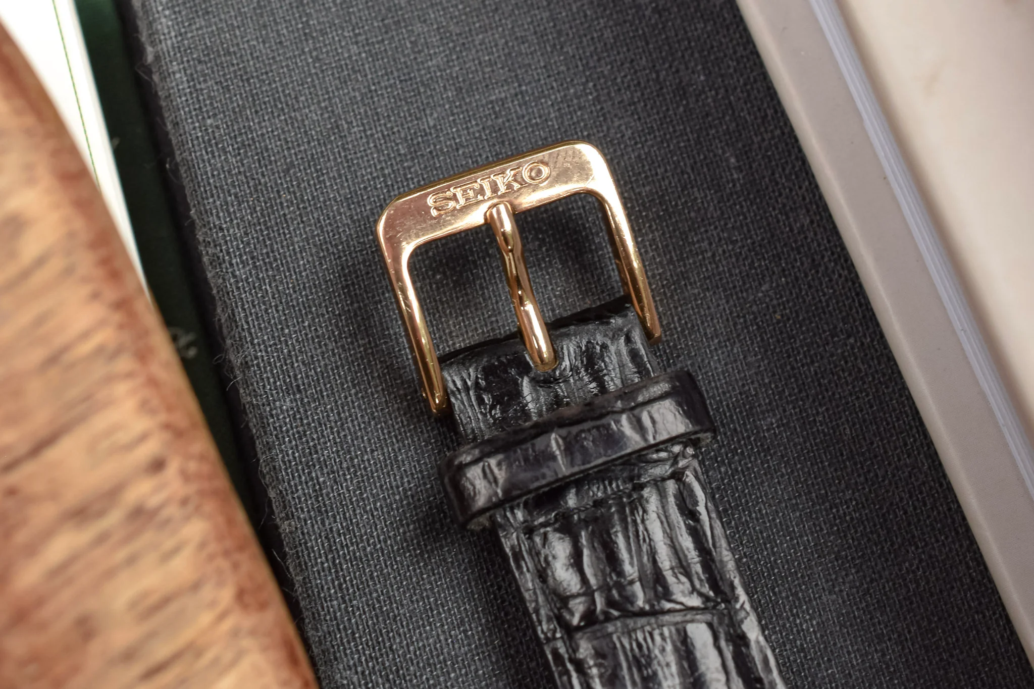 1997 Seiko Beveled Lug Tank - Image 7