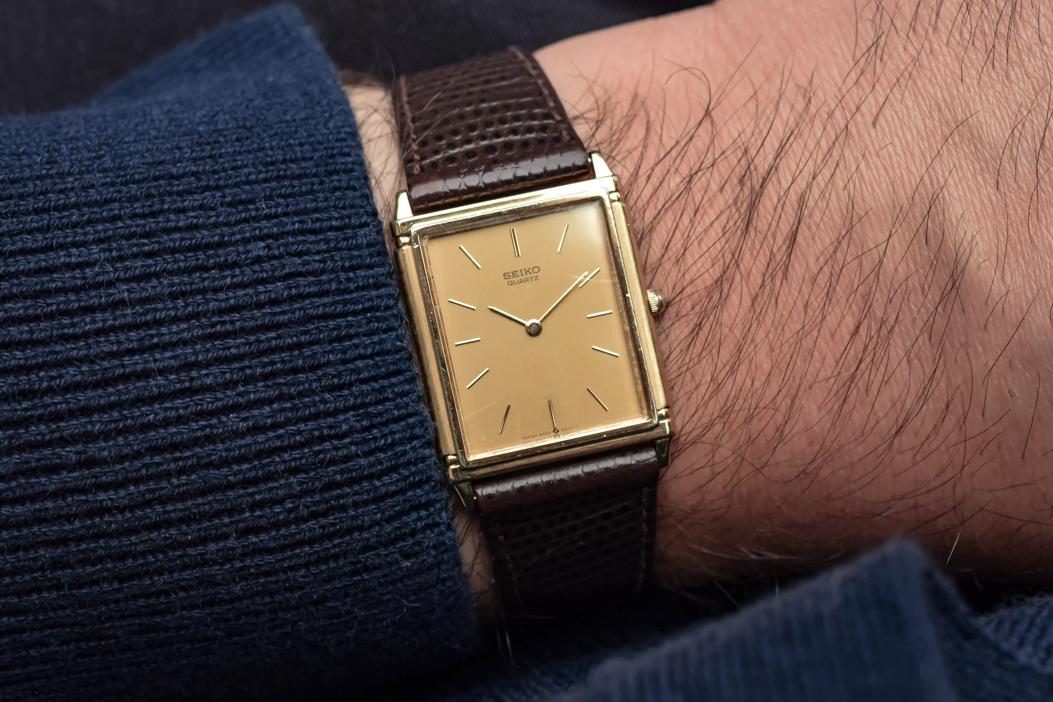 1984 Seiko Pillar Case Tank - Image 11
