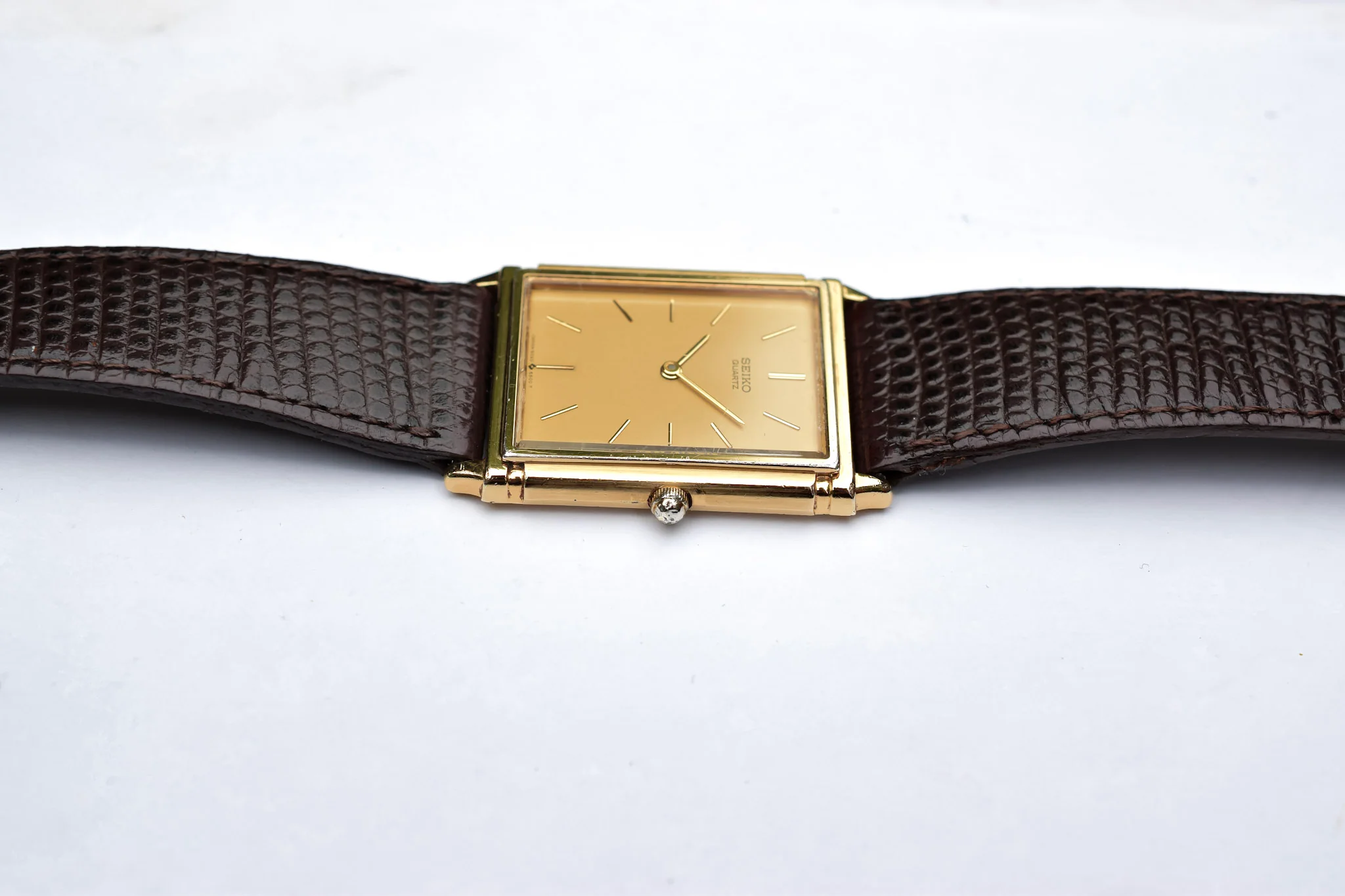 1984 Seiko Pillar Case Tank - Image 3