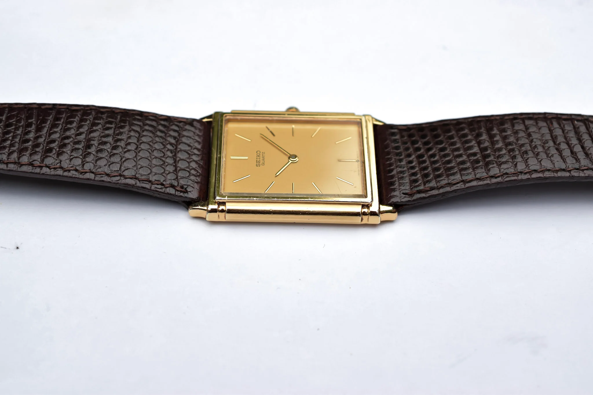 1984 Seiko Pillar Case Tank - Image 4